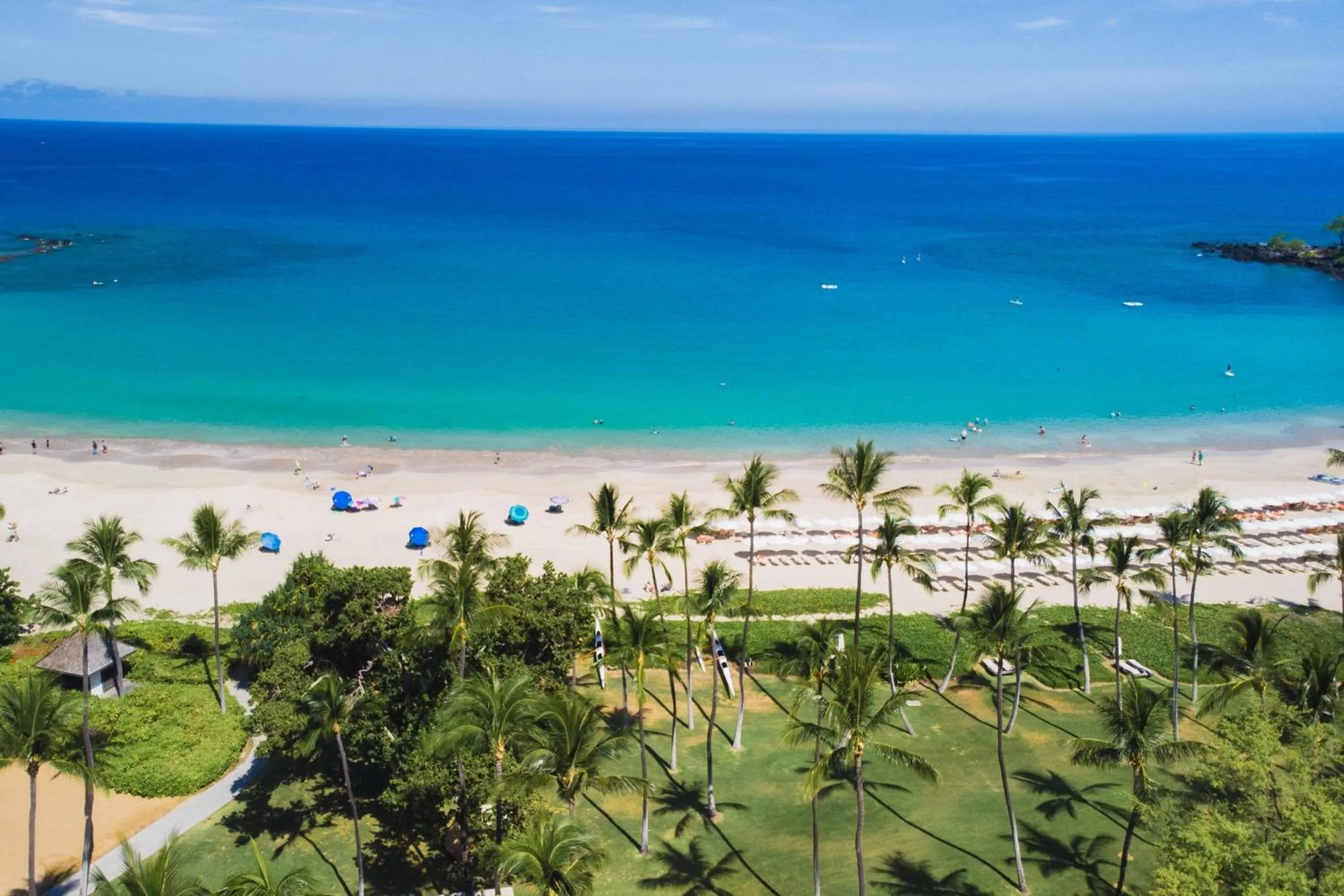 Beach in Mauna Kea Beach Hotel, Autograph Collection