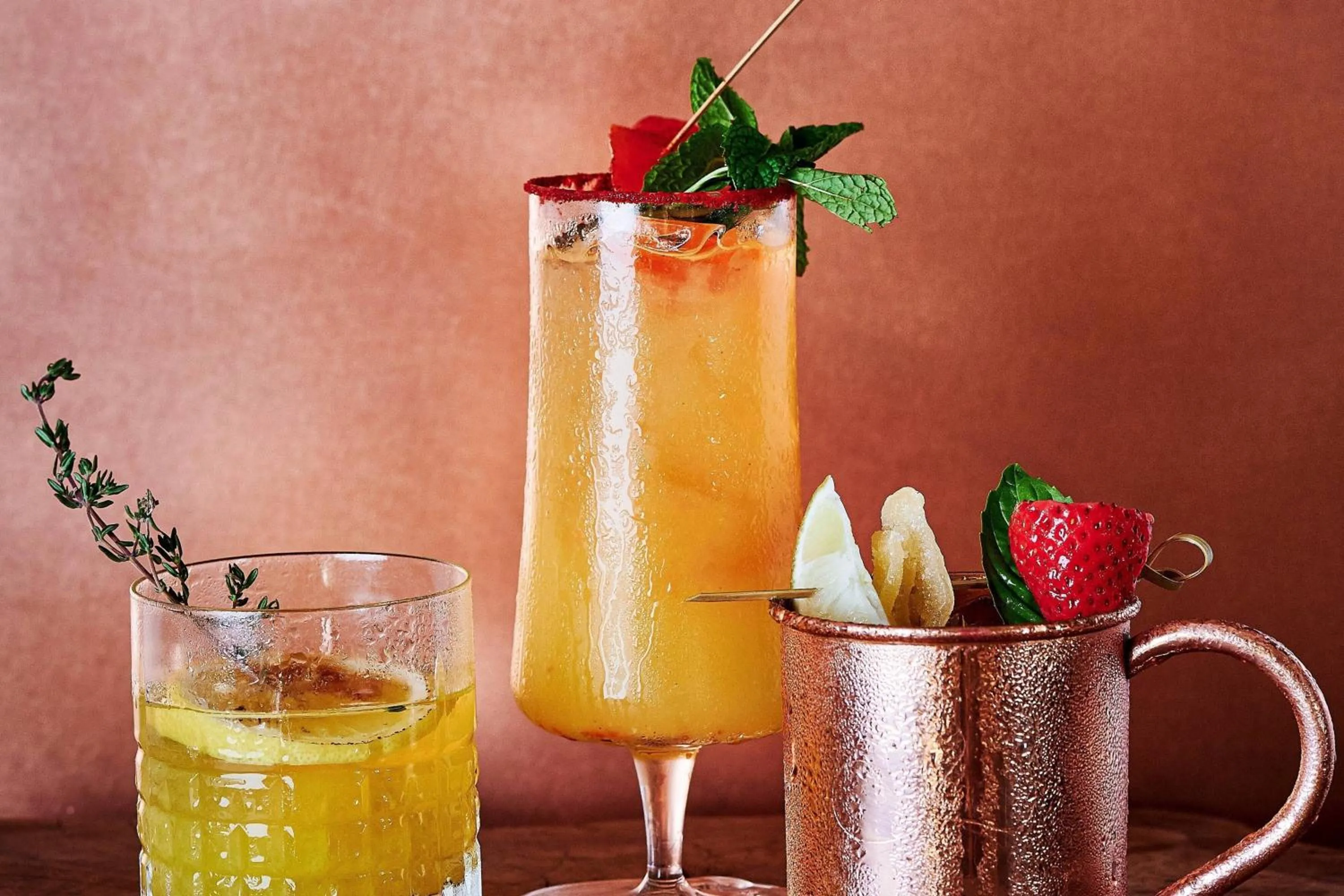 Lounge or bar in Mauna Kea Beach Hotel, Autograph Collection