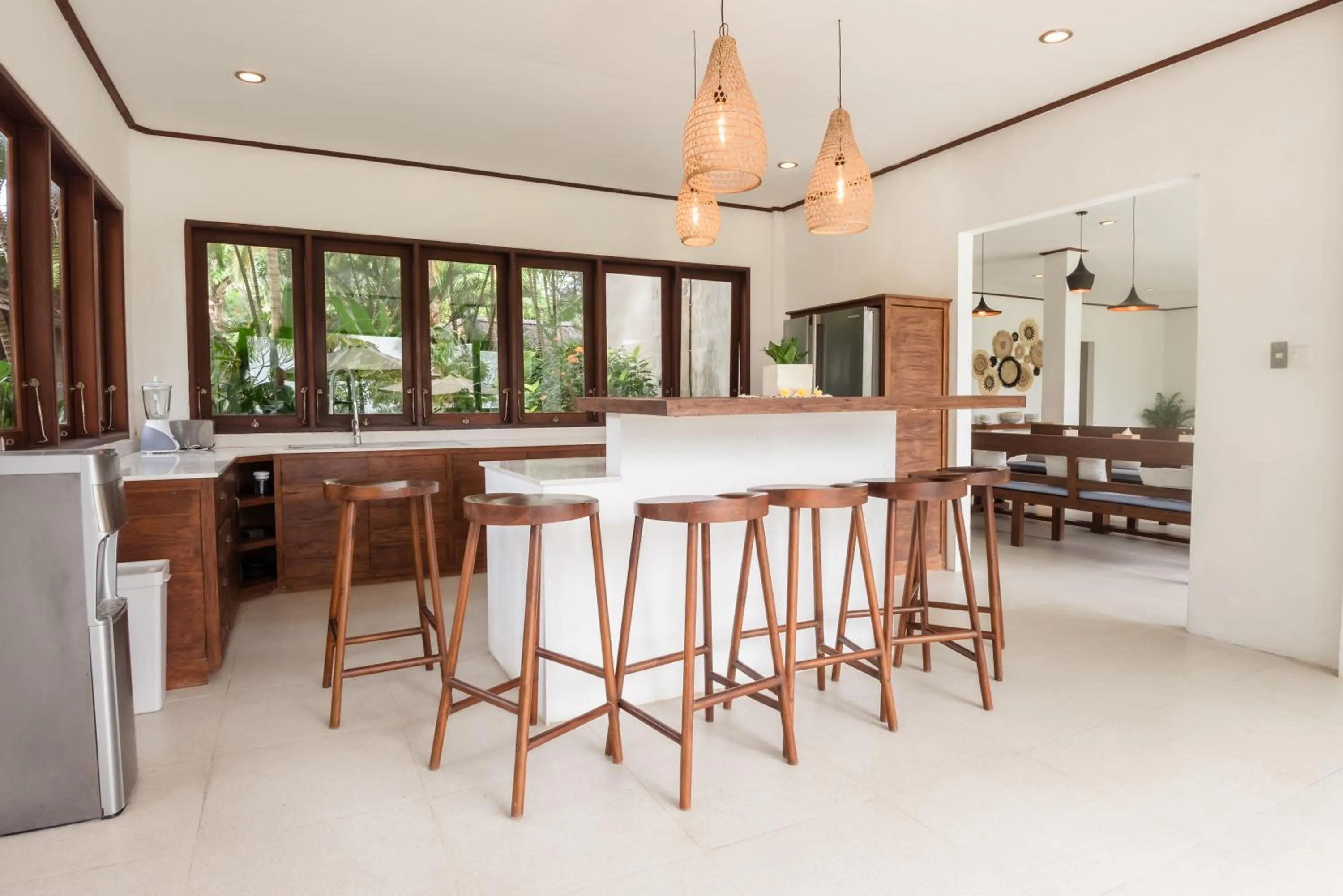 Kitchen or kitchenette in Dream View Villa