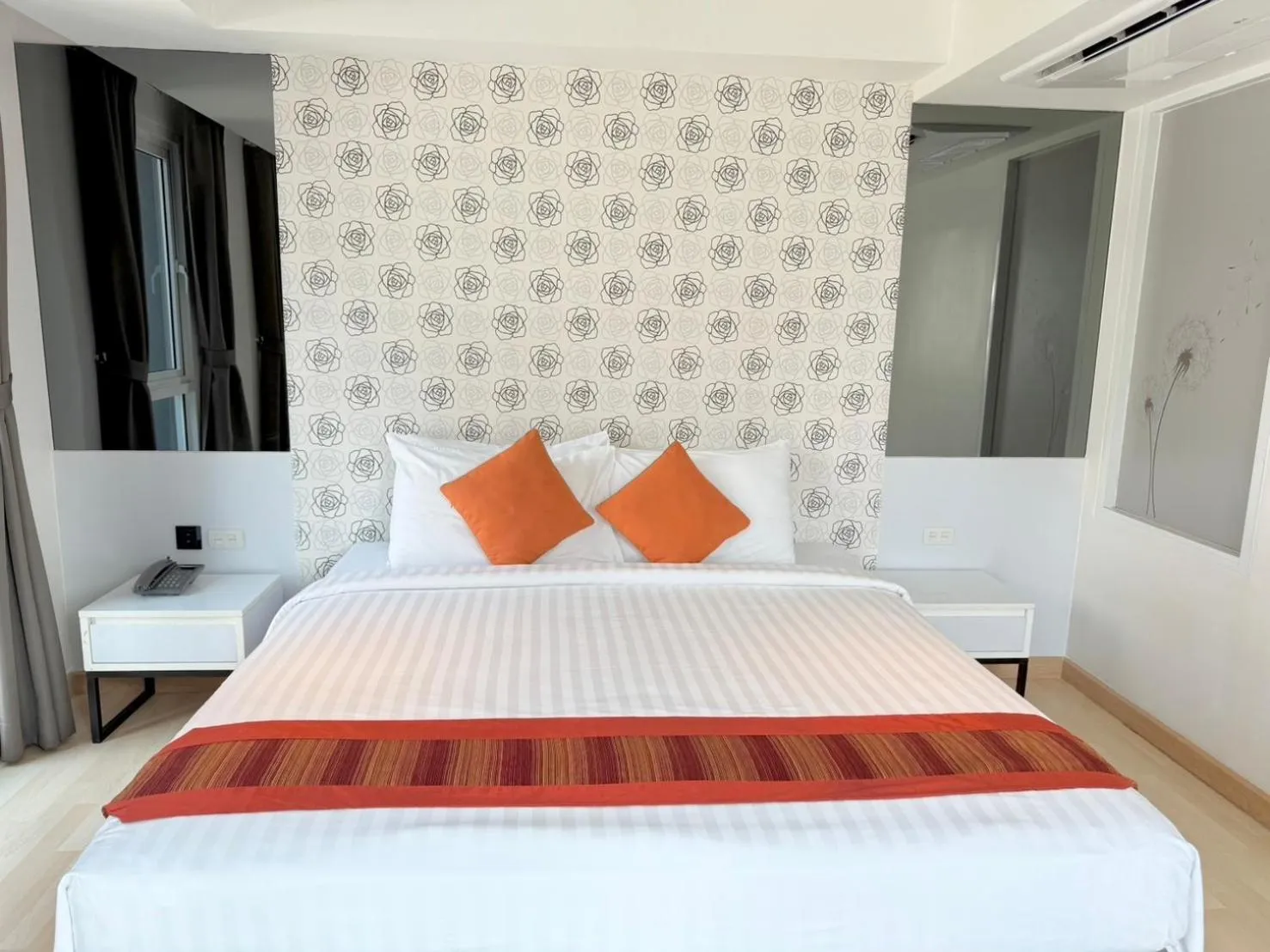 Bed in Le D'Tel Bangkok