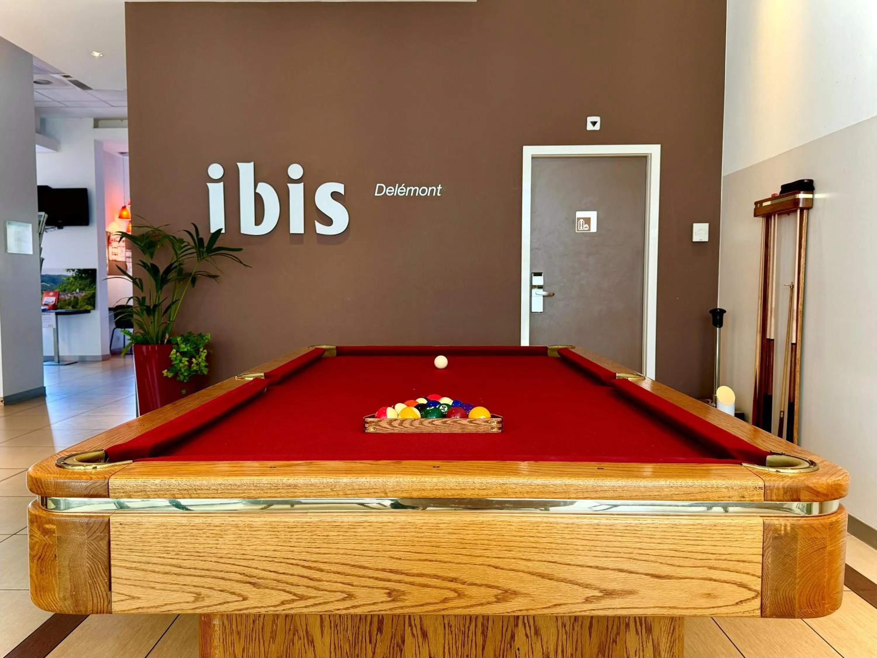 Billiard in ibis Delémont