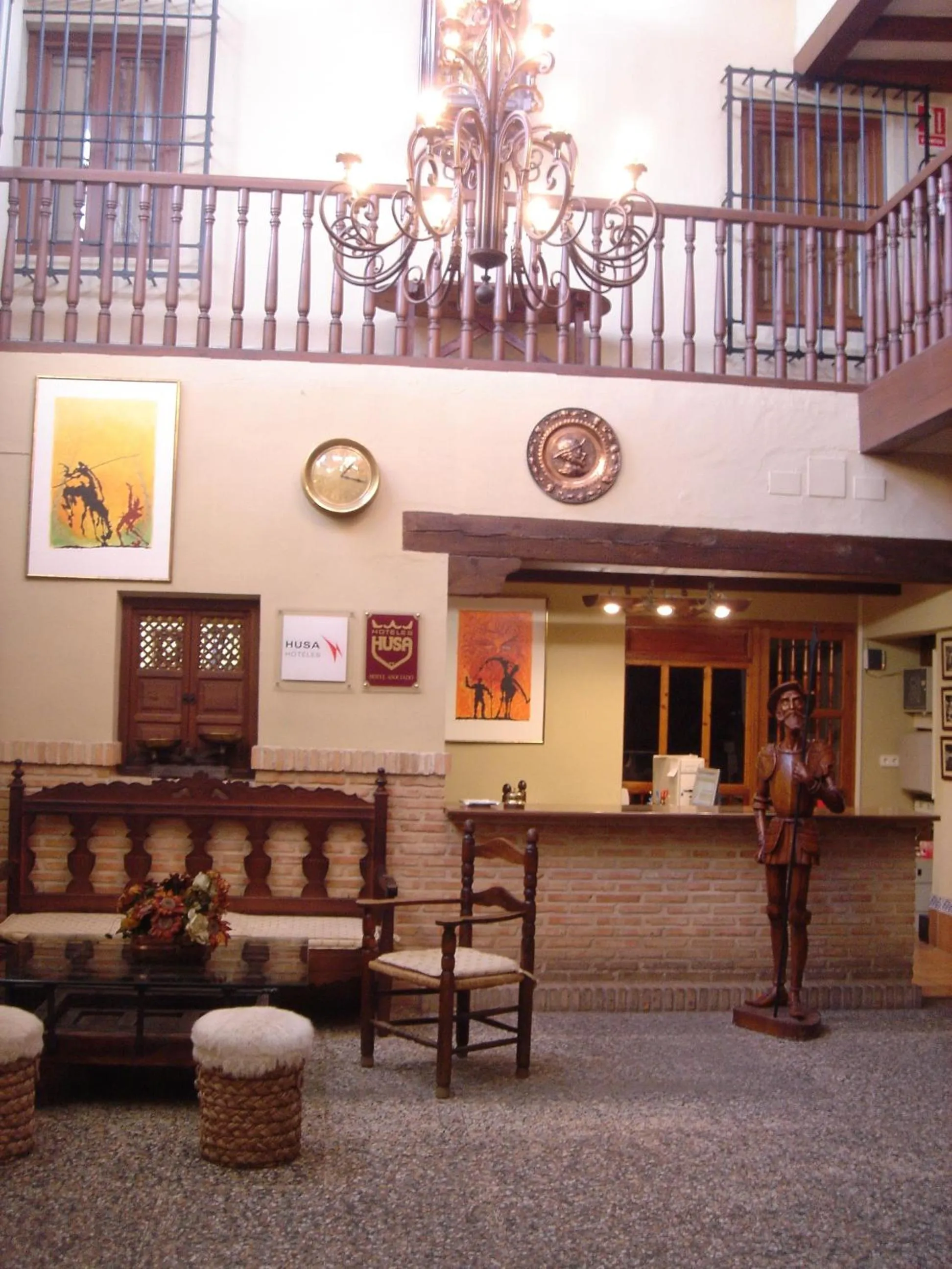 Lobby or reception in Hotel Mesón de Don Quijote