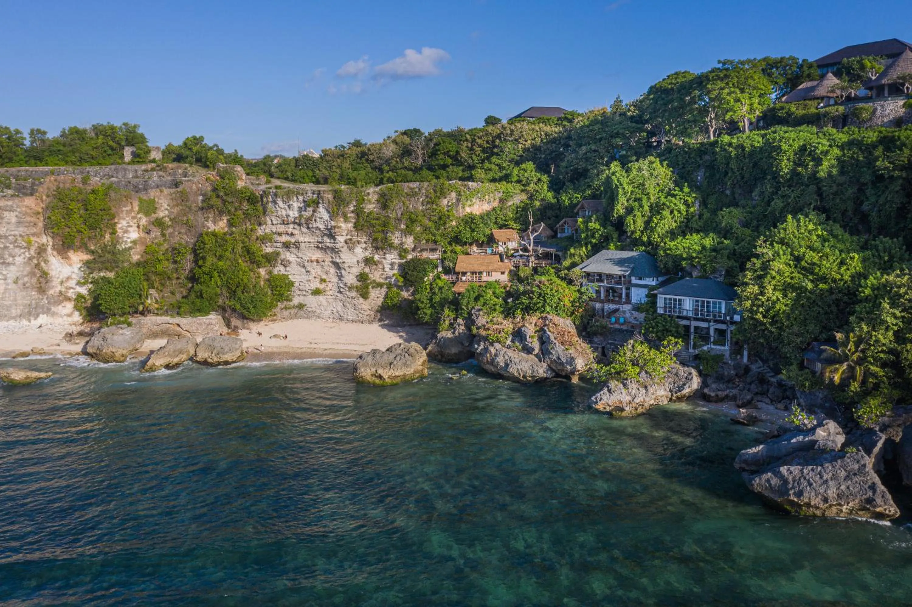 Property building in Bingin Beach House