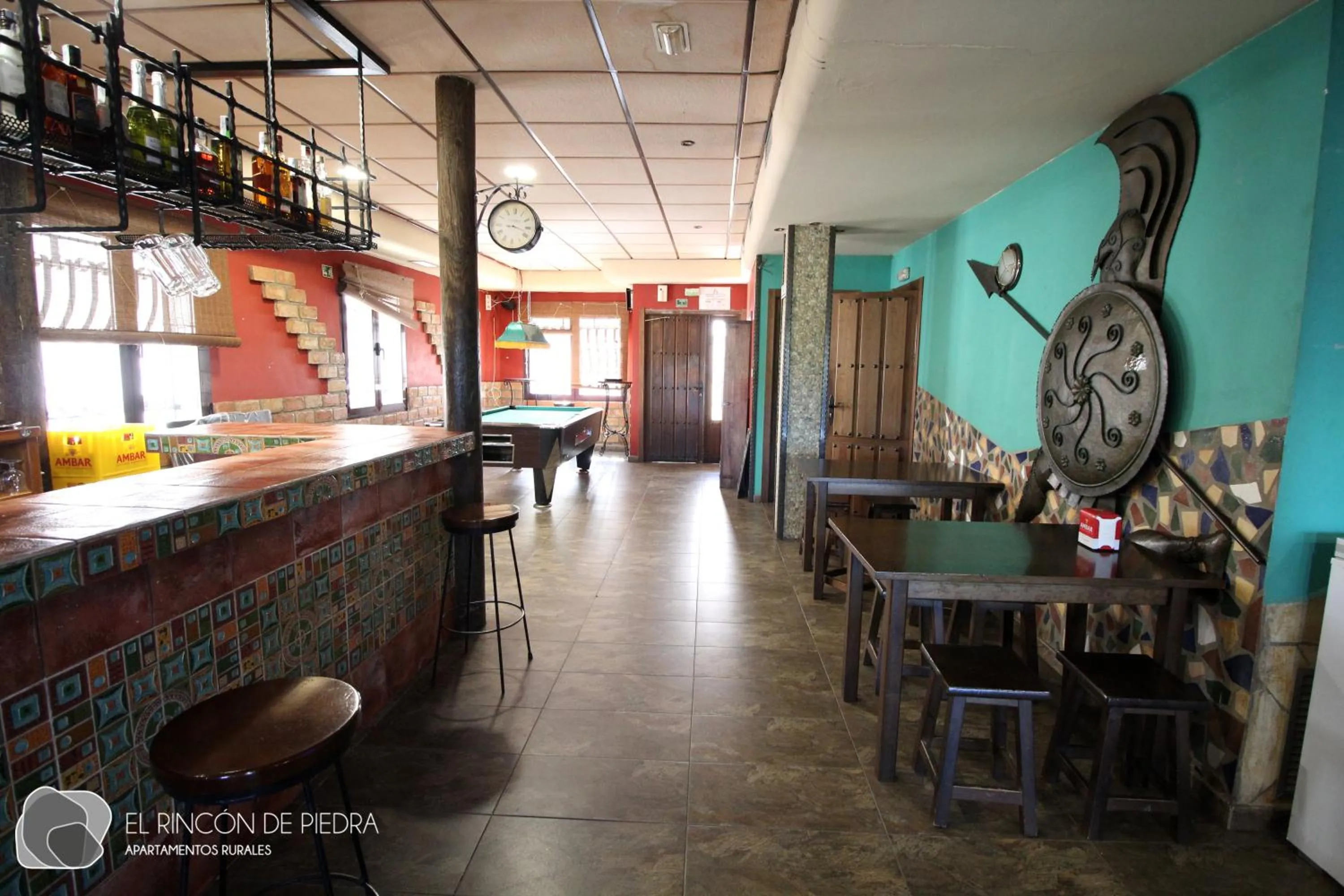 Lounge or bar in El Rincon de Piedra