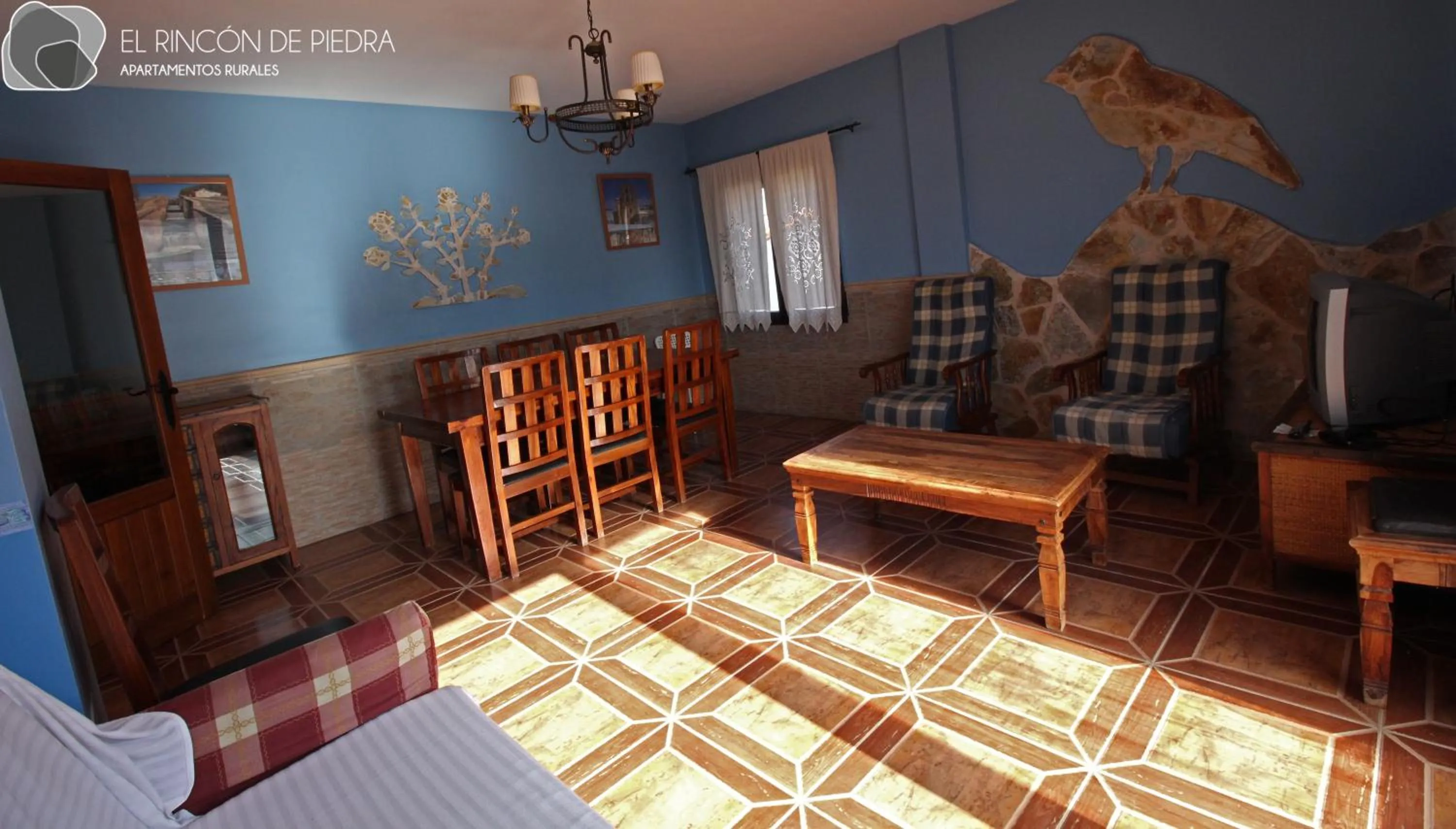 Dining area, Bed in El Rincon de Piedra