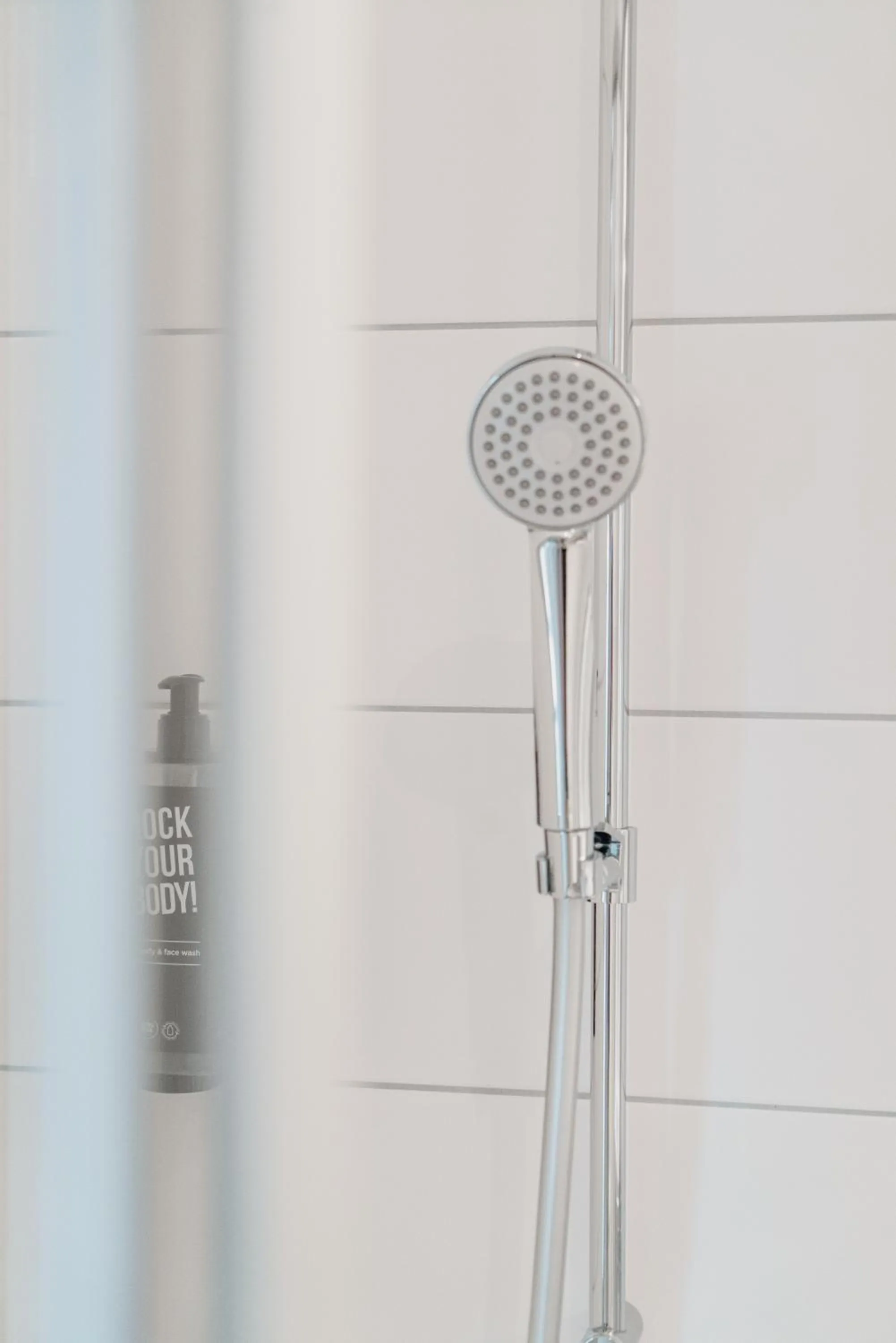 Bathroom in ibis Bulle - La Gruyère Swiss Bike Hotel