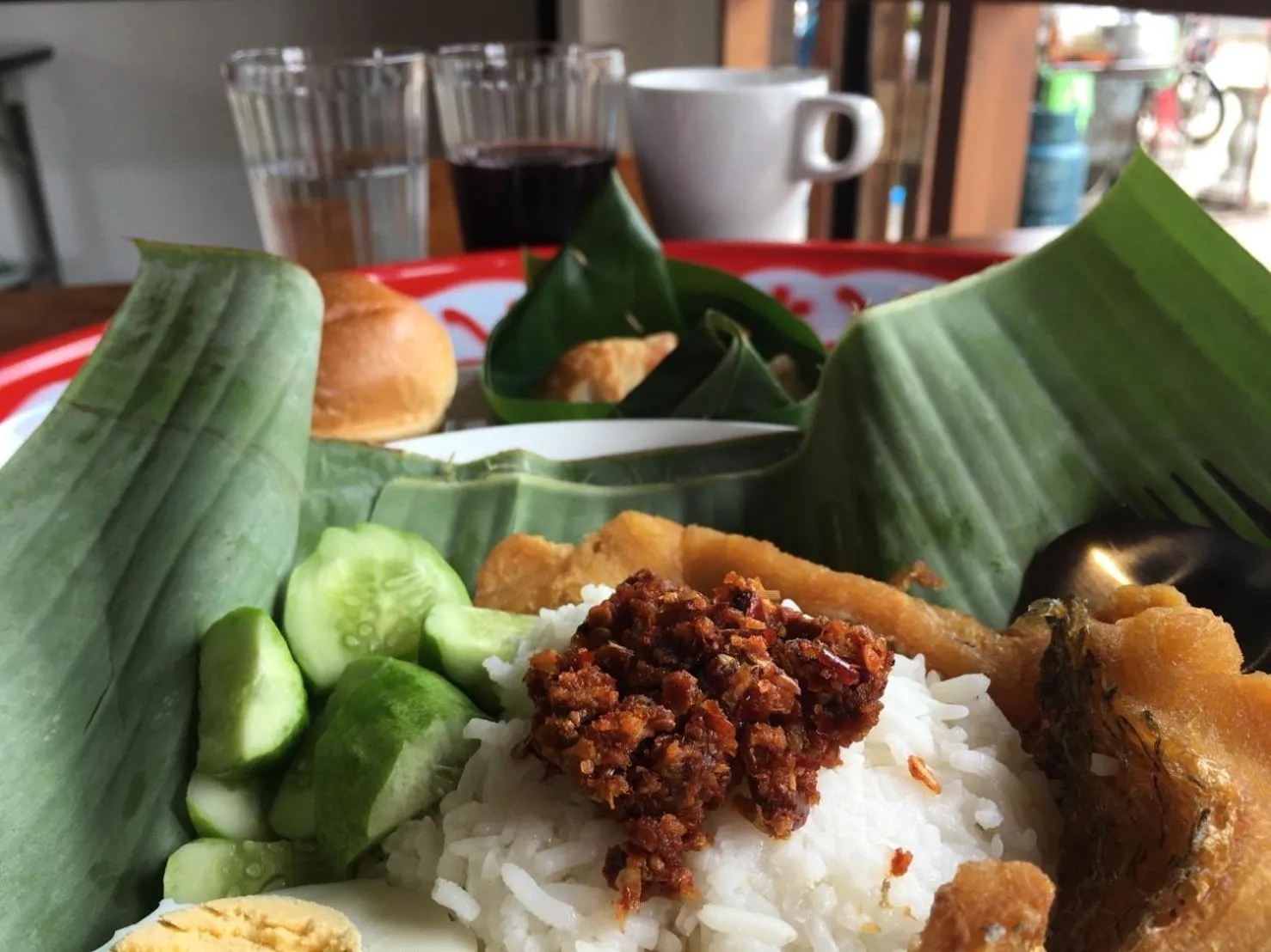 Breakfast in Comeneetee Uthai