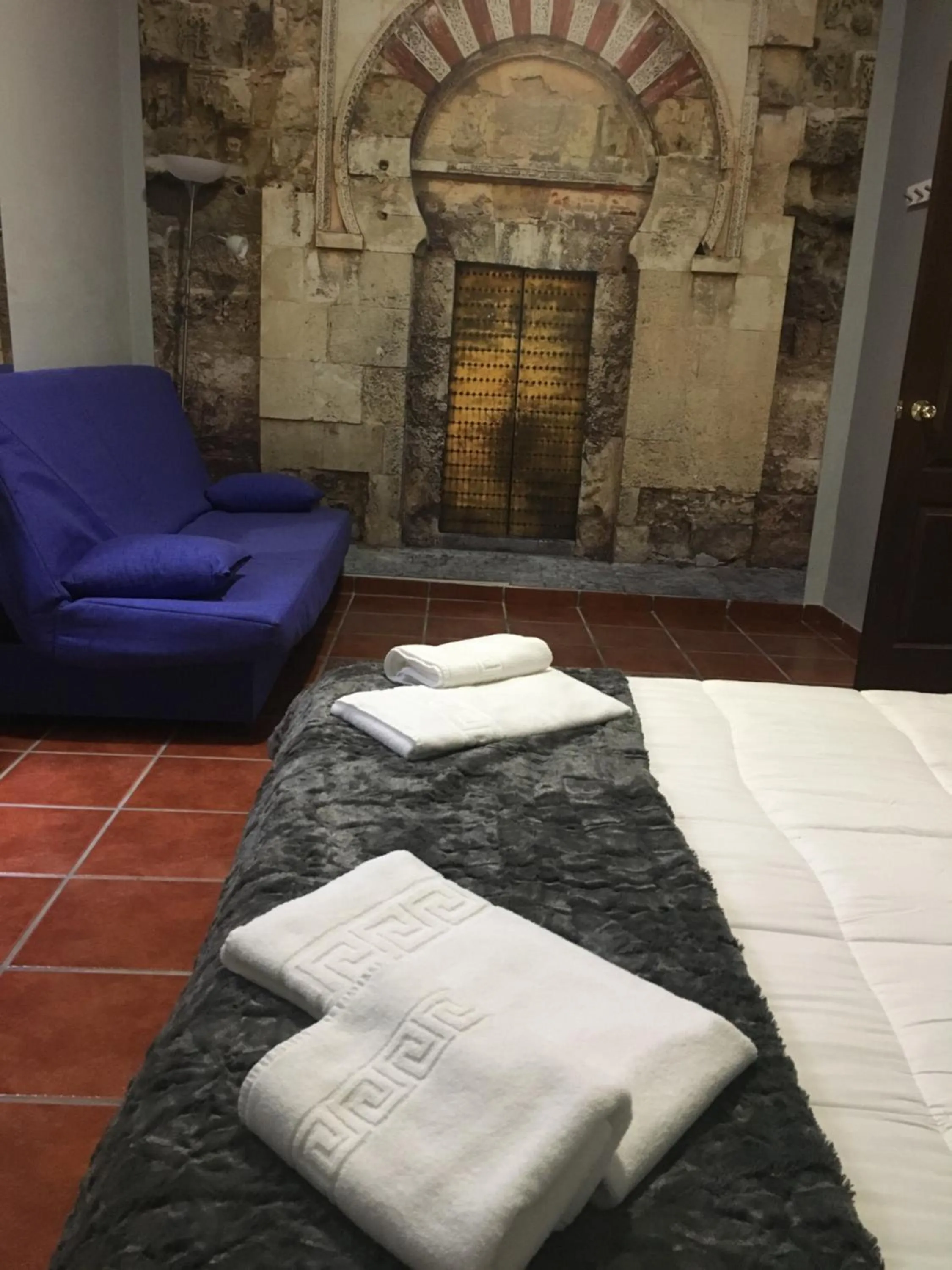 Bed in Patio de la Plateria