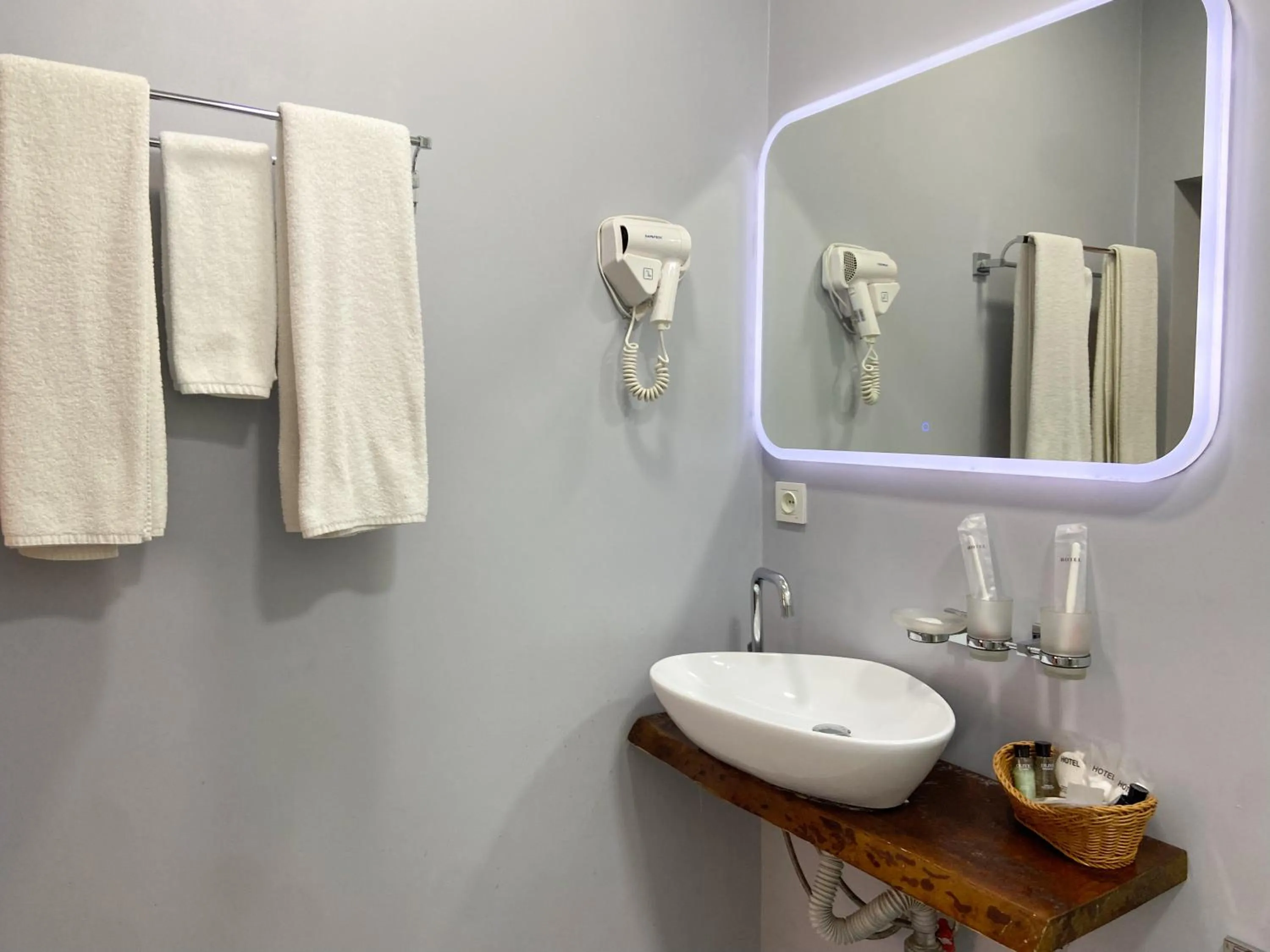 Shower in Keremet Hotel