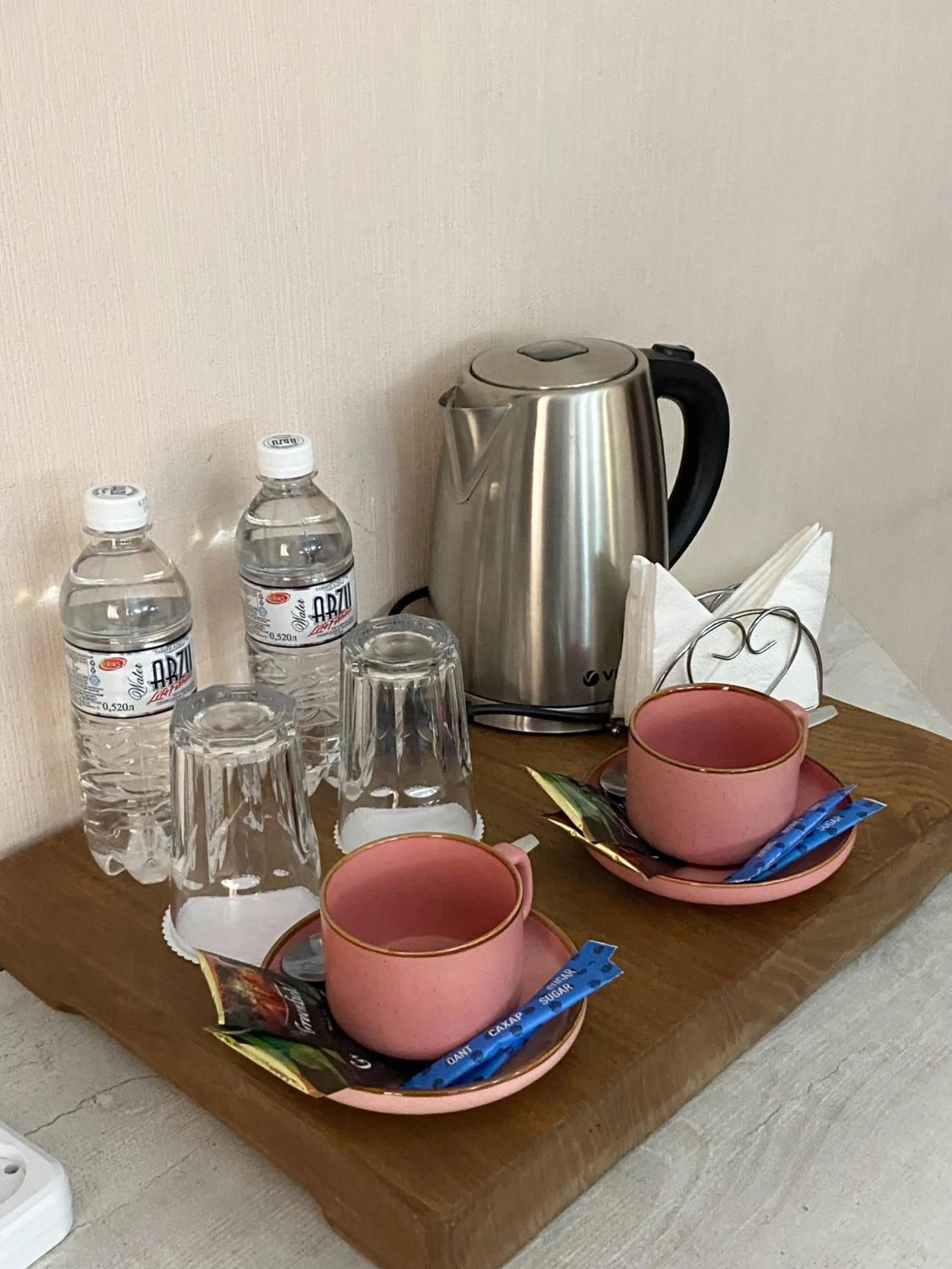 Coffee/tea facilities in Keremet Hotel