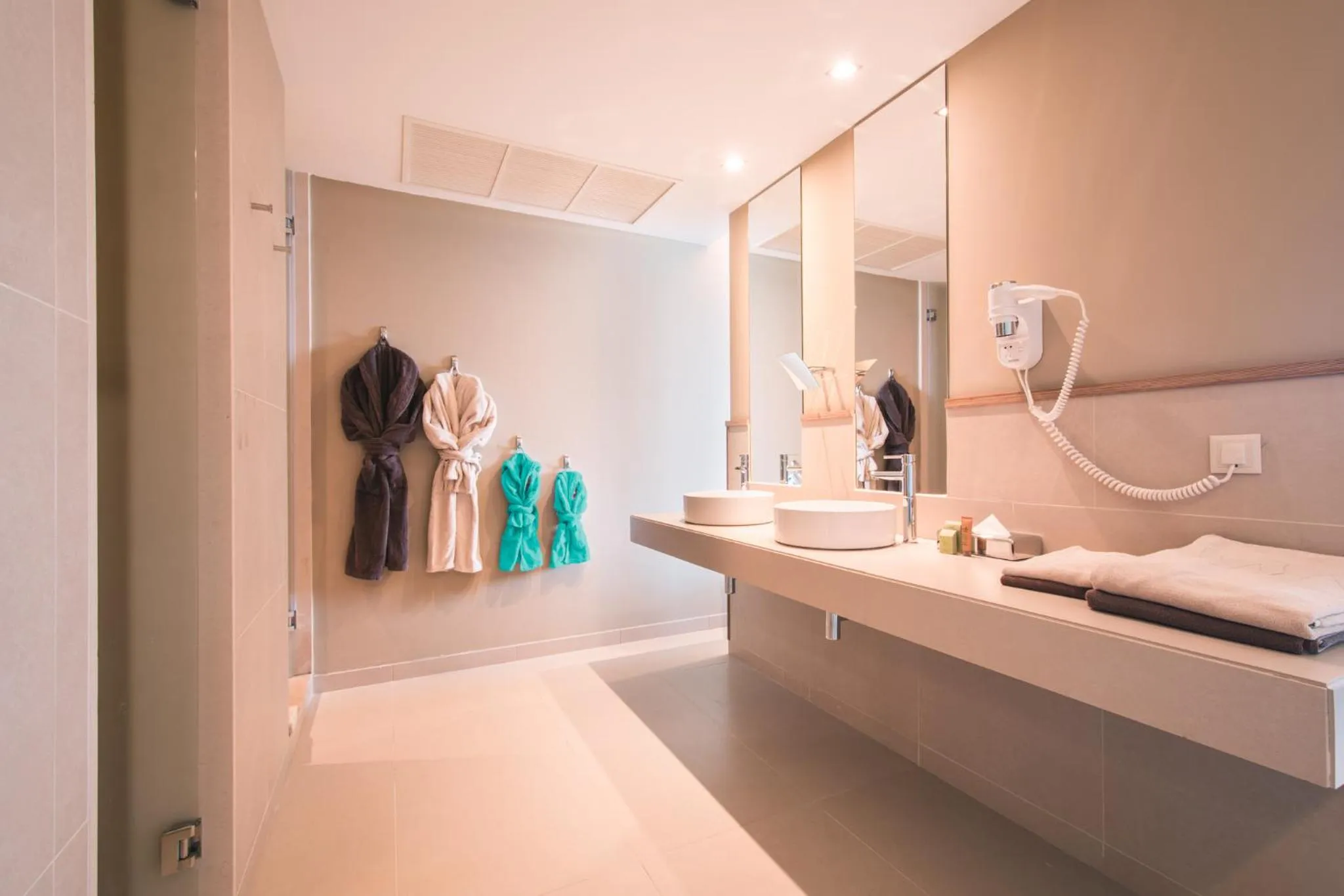 Bathroom in VidaMar Resort Hotel Algarve