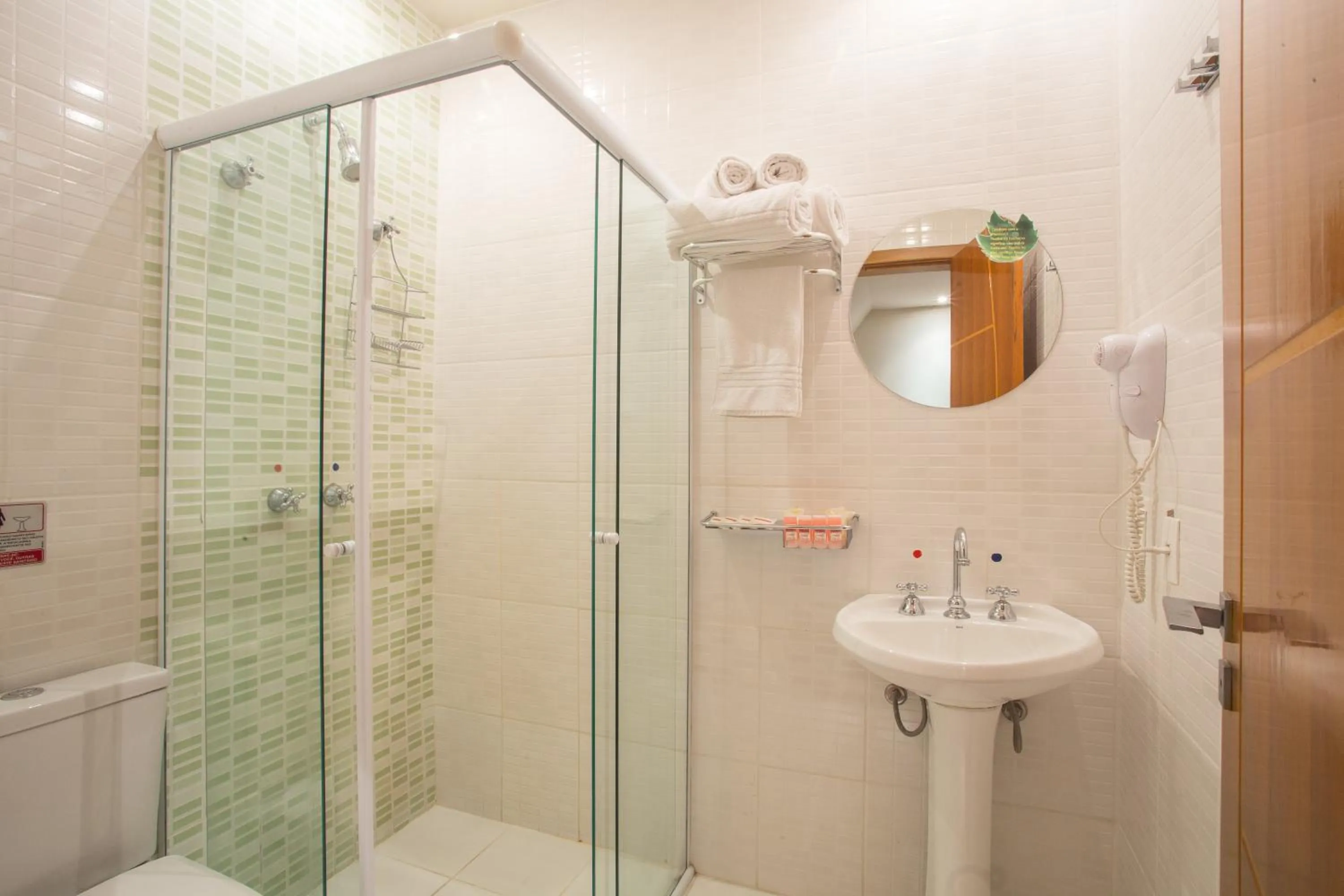 Bathroom in Pousada La Toscana Campos do Jordão