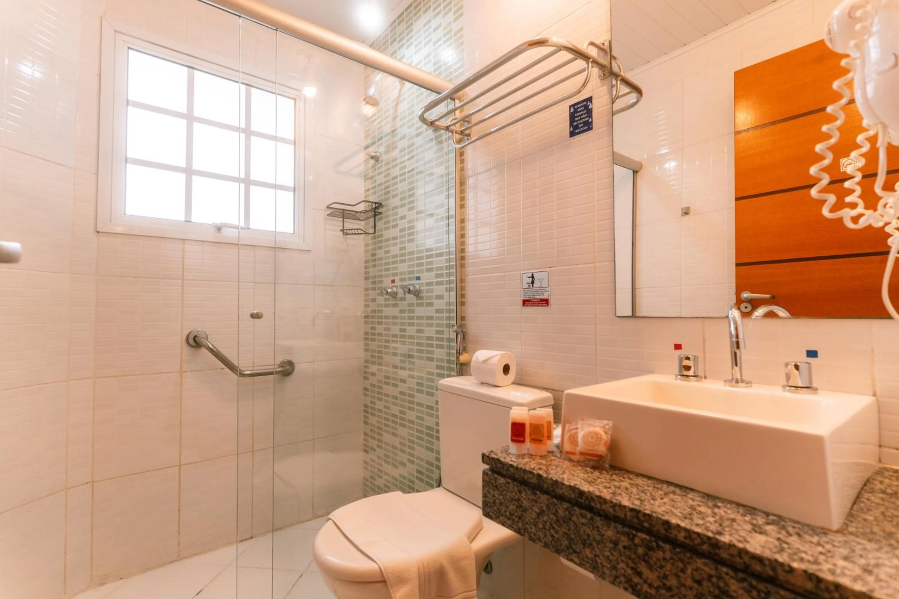 Bathroom in Pousada La Toscana Campos do Jordão