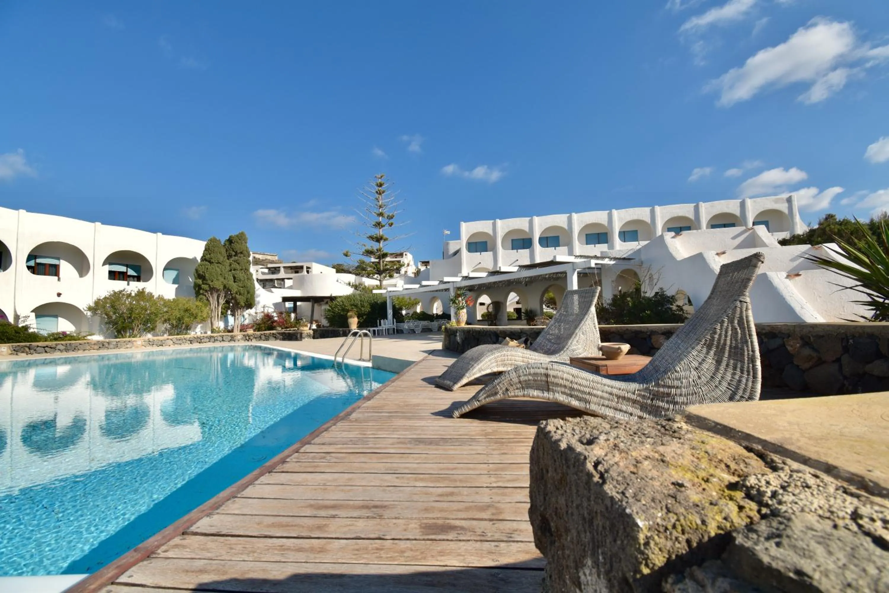 Swimming pool in Cossyra Hotel