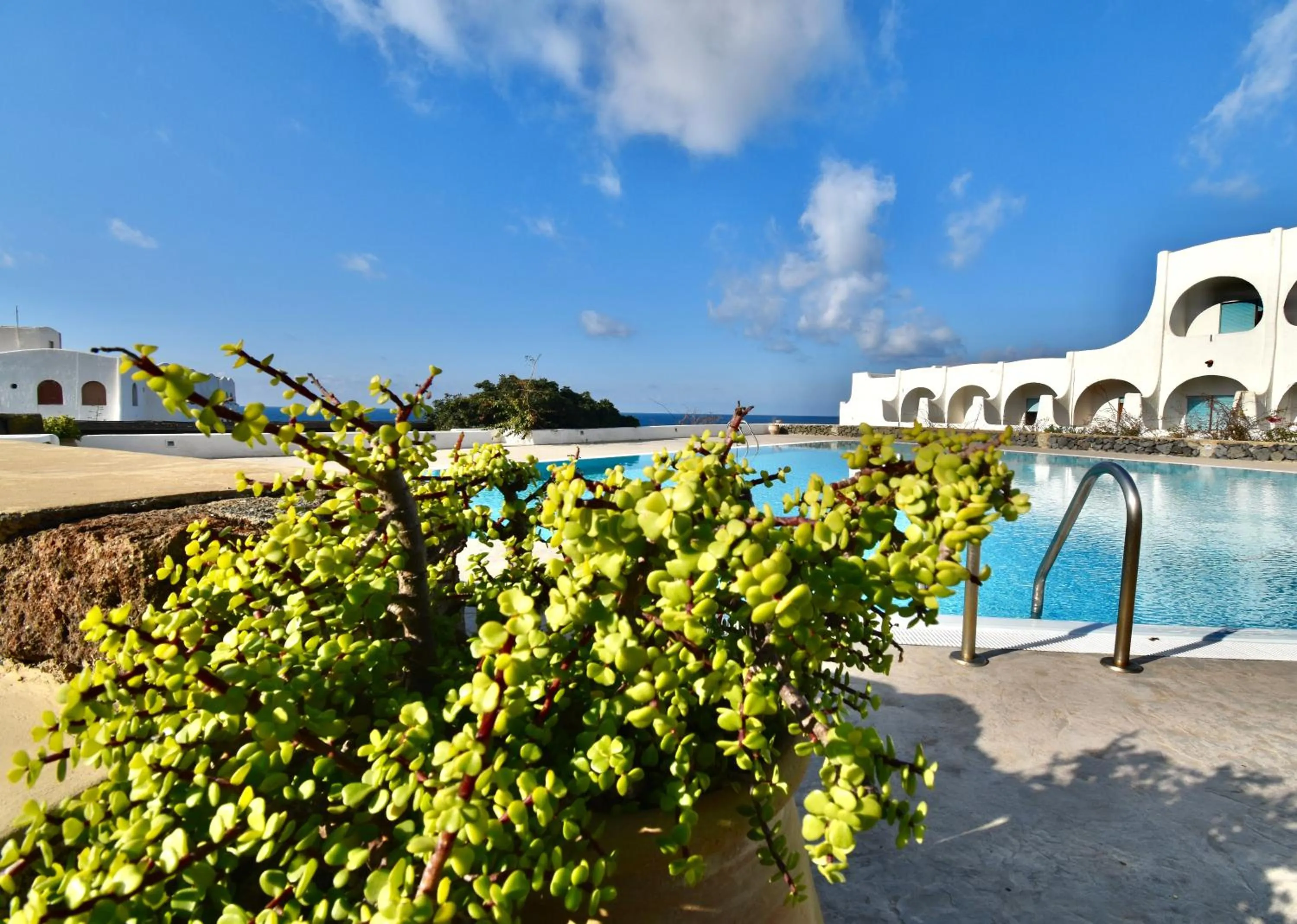 Swimming pool in Cossyra Hotel