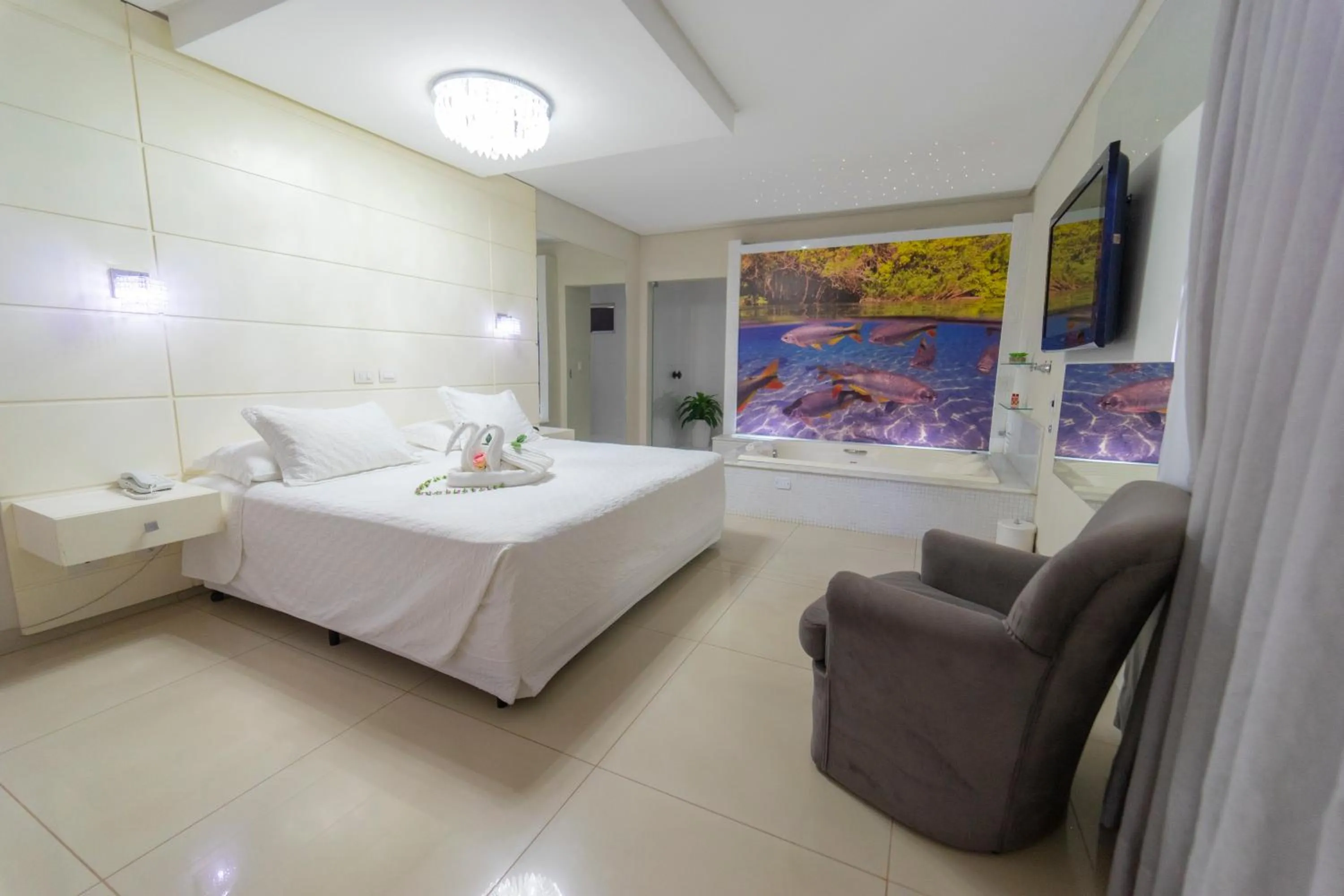 Photo of the whole room, Bed in Marruá Hotel