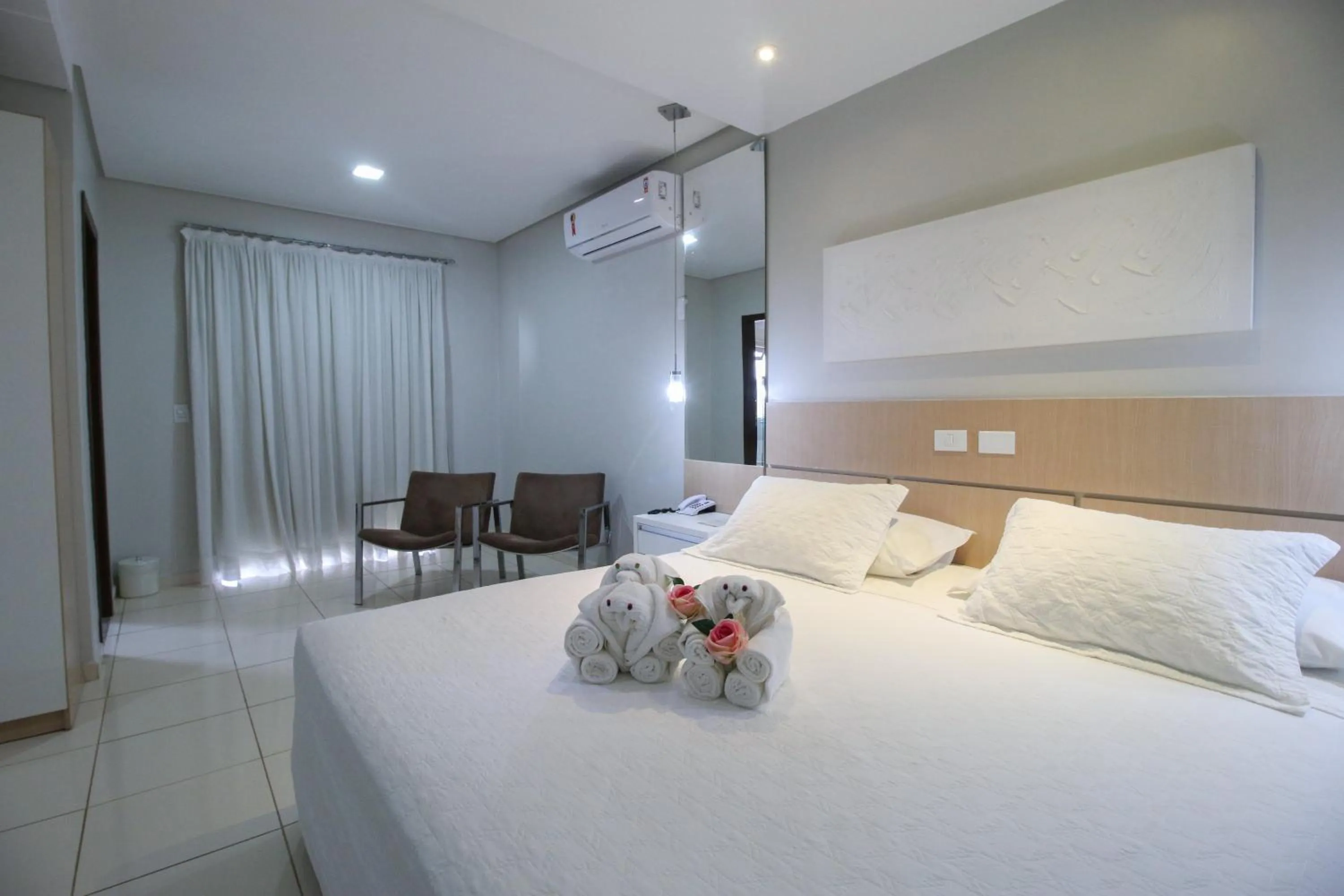 Photo of the whole room, Bed in Marruá Hotel