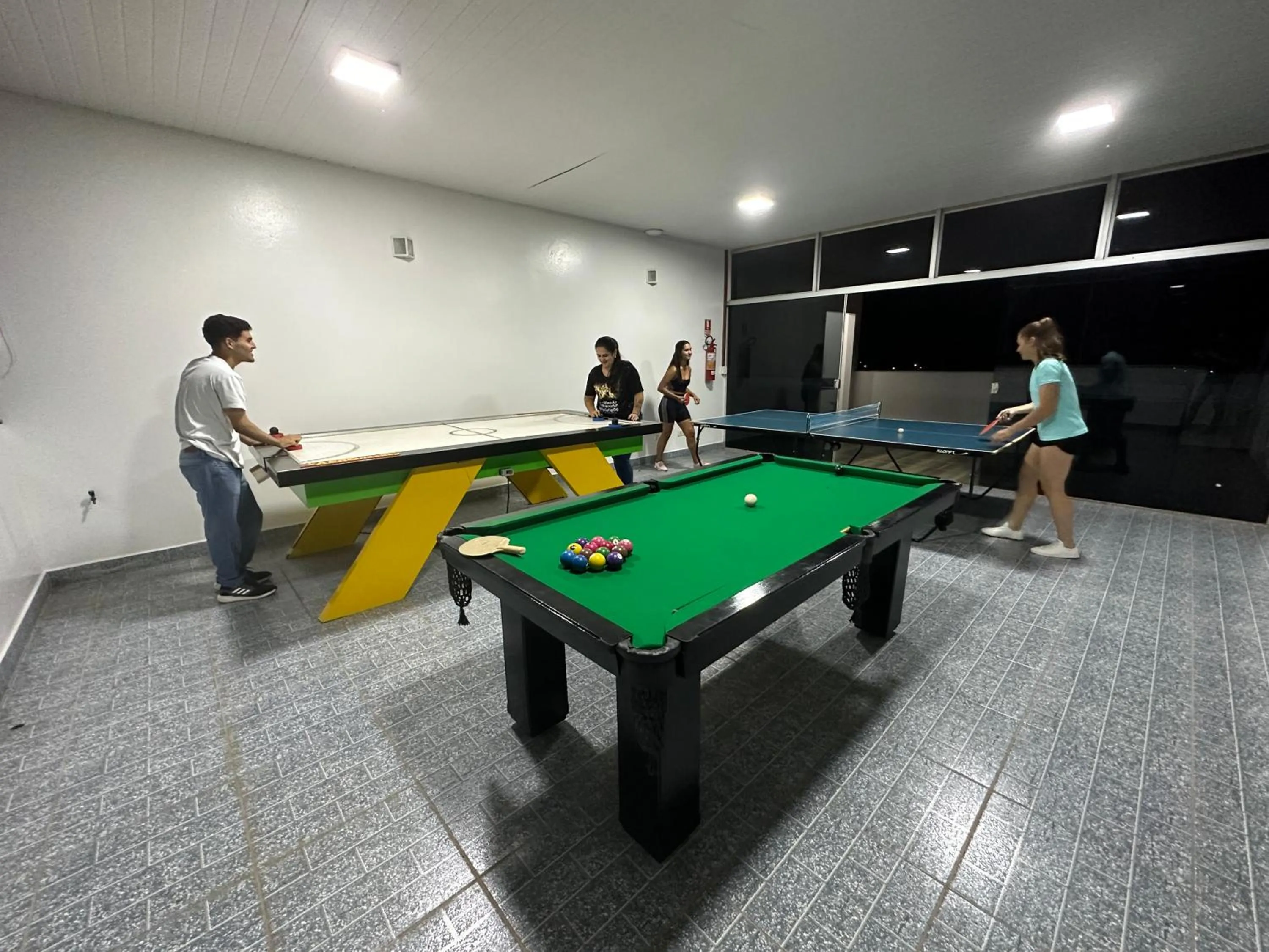 Billiard in Marruá Hotel