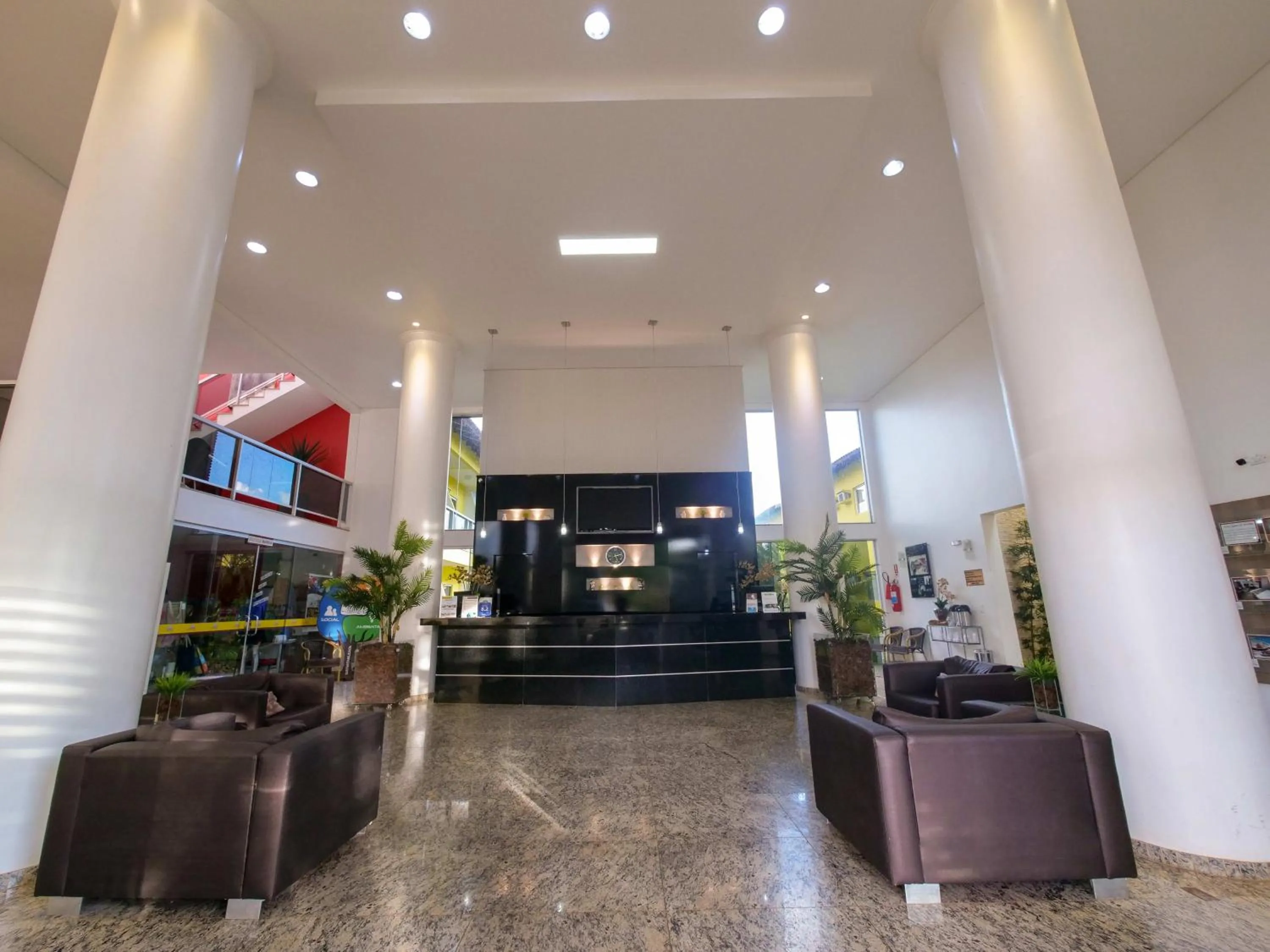 Lobby or reception in Marruá Hotel