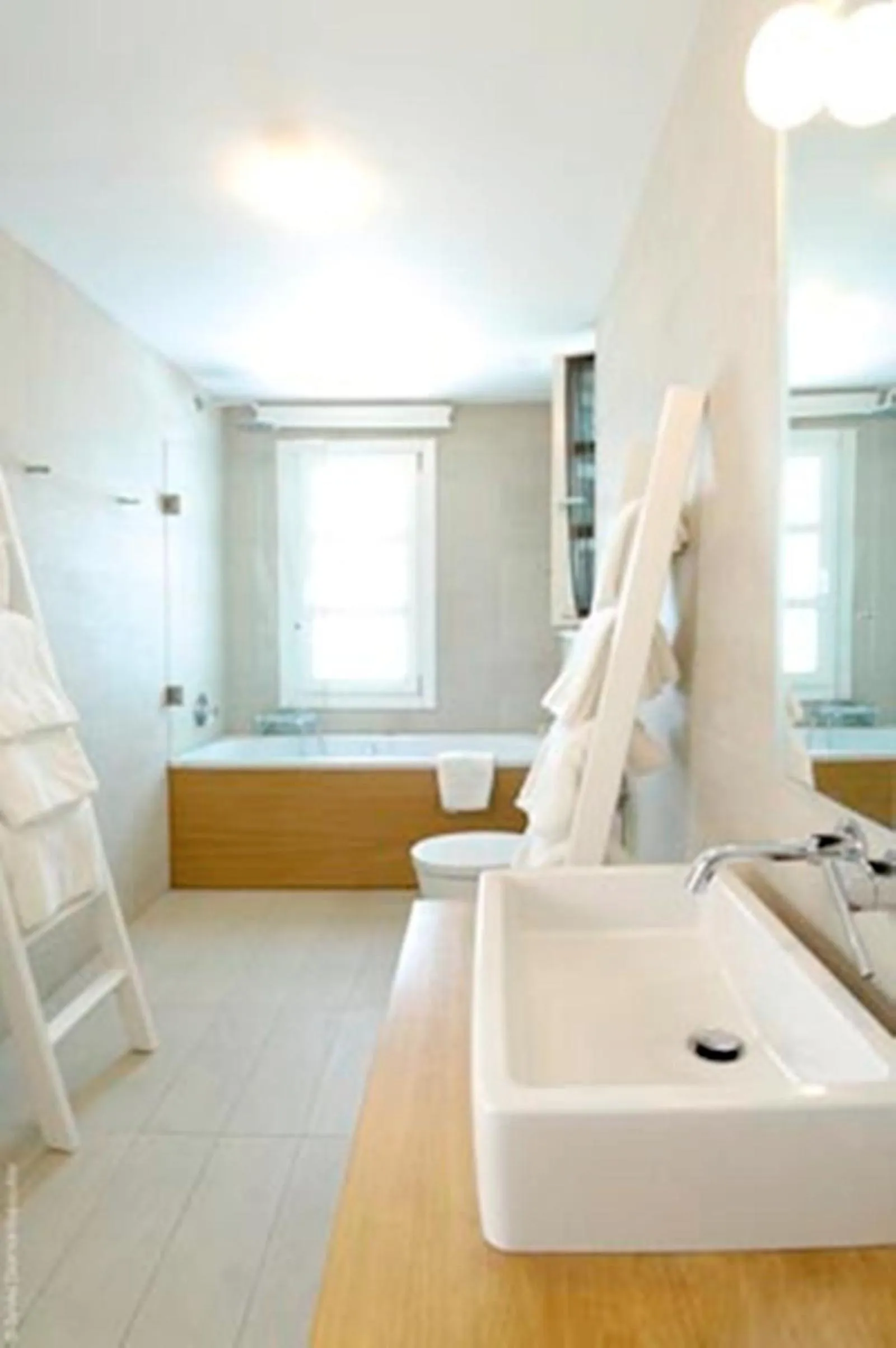 Bathroom in Perantzada Hotel 1811