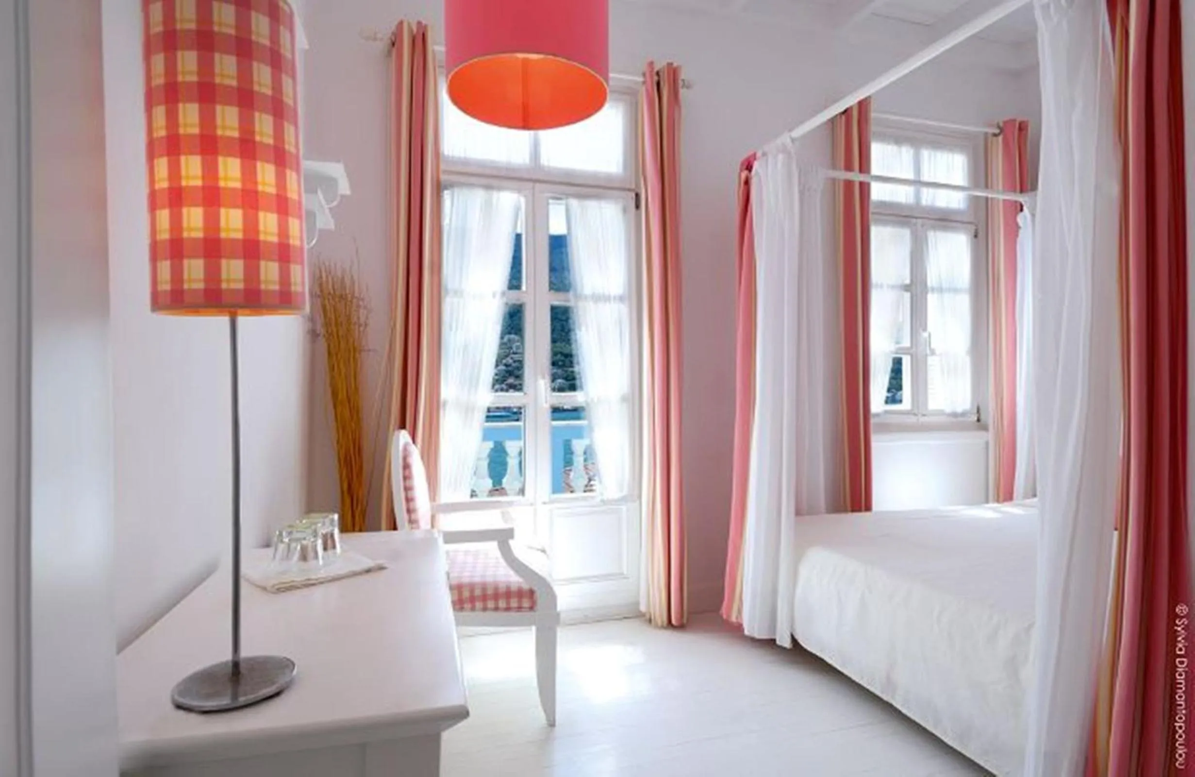 Bed in Perantzada Hotel 1811