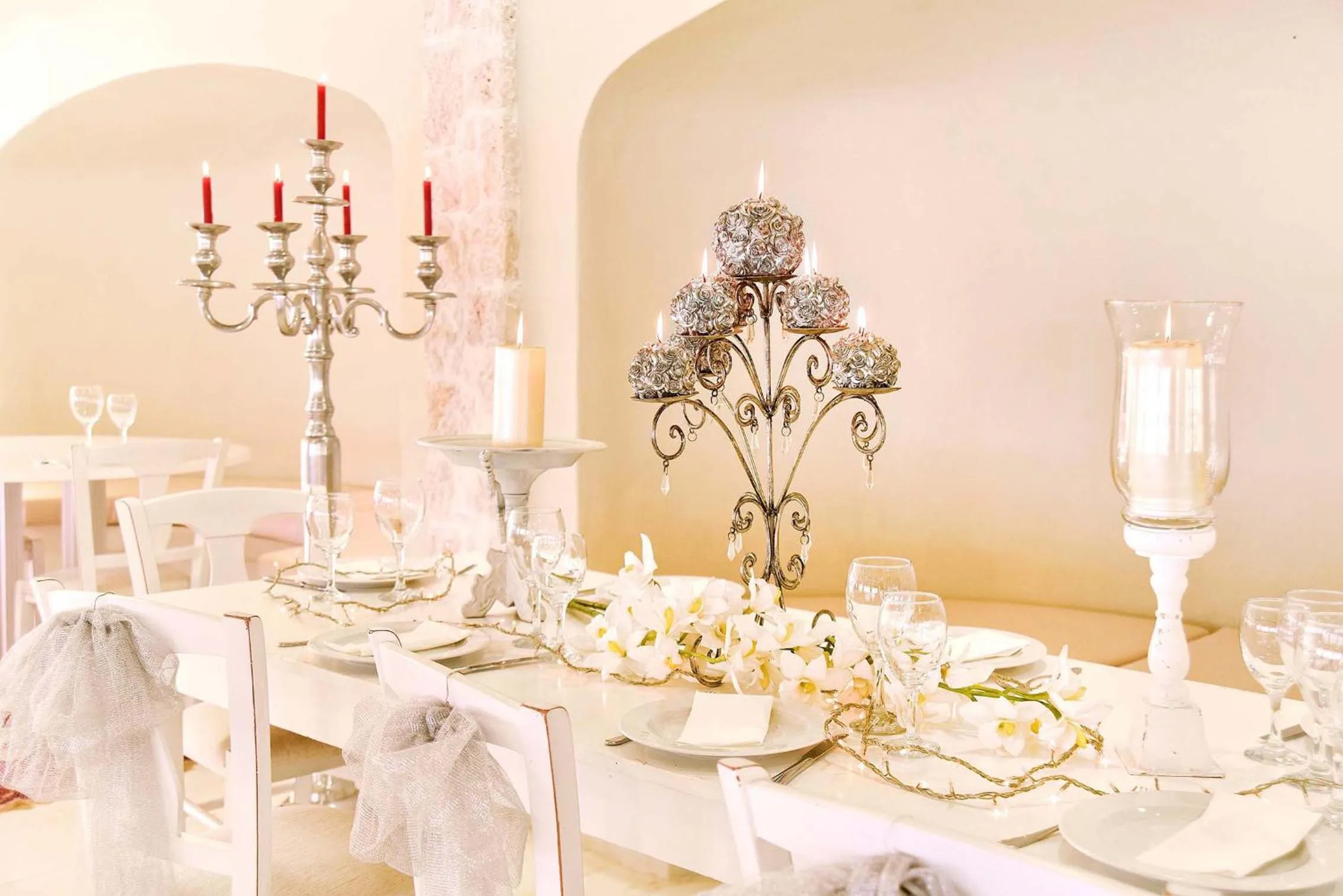 Restaurant/places to eat in Ionion Star Hotel