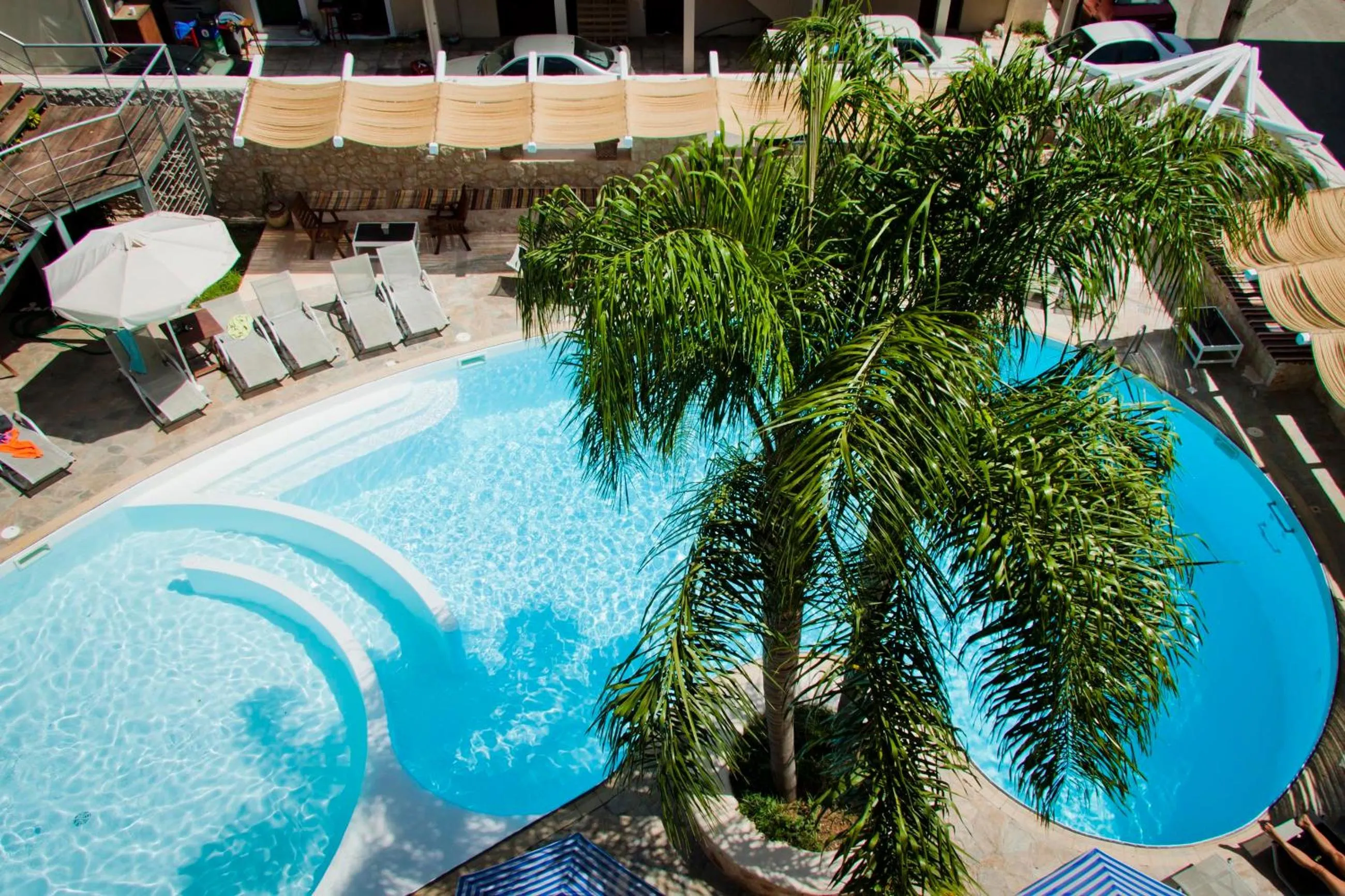 Restaurant/places to eat in Ionion Star Hotel