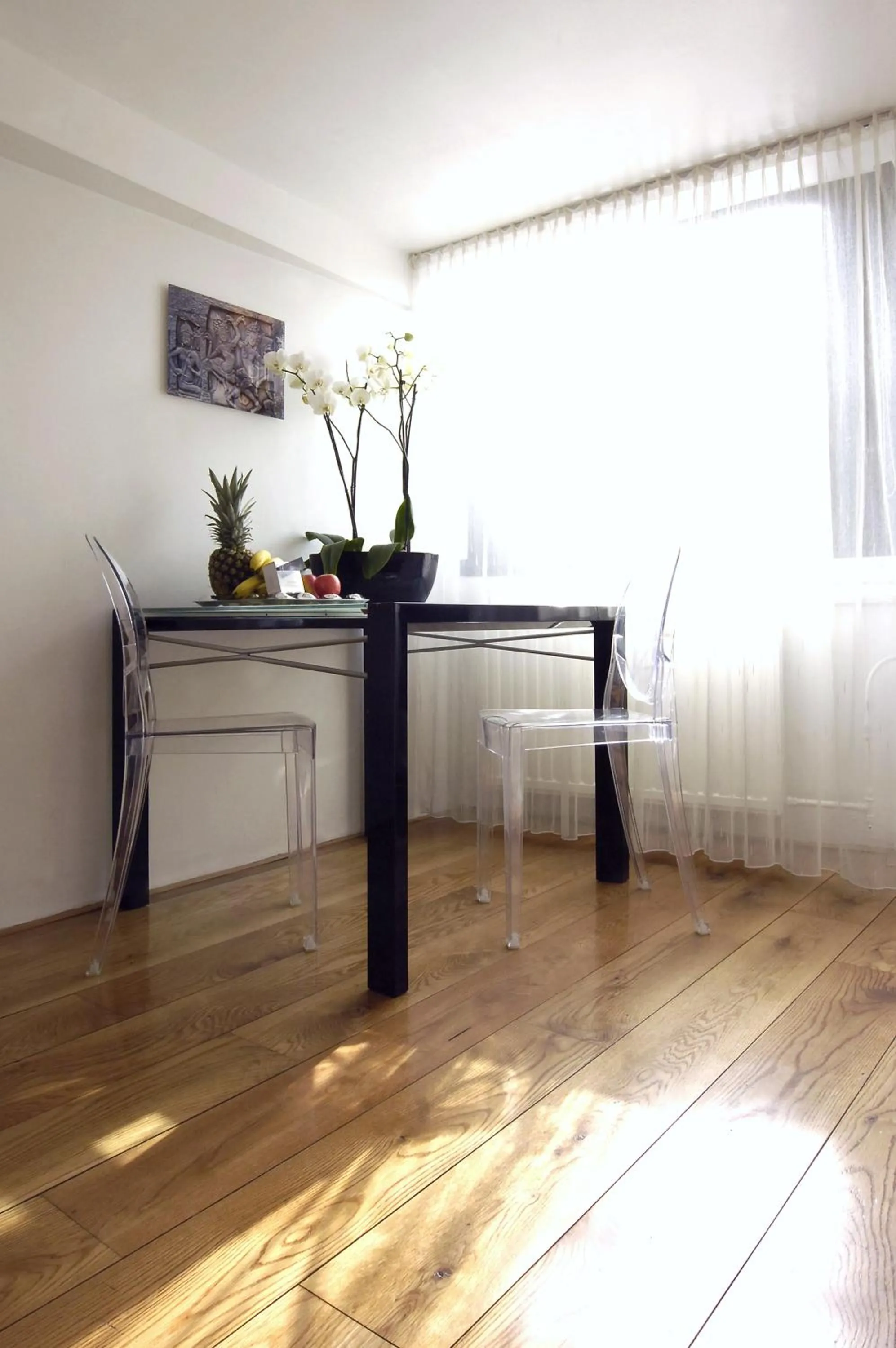 Dining area in Amsterdam Boutique Apartments