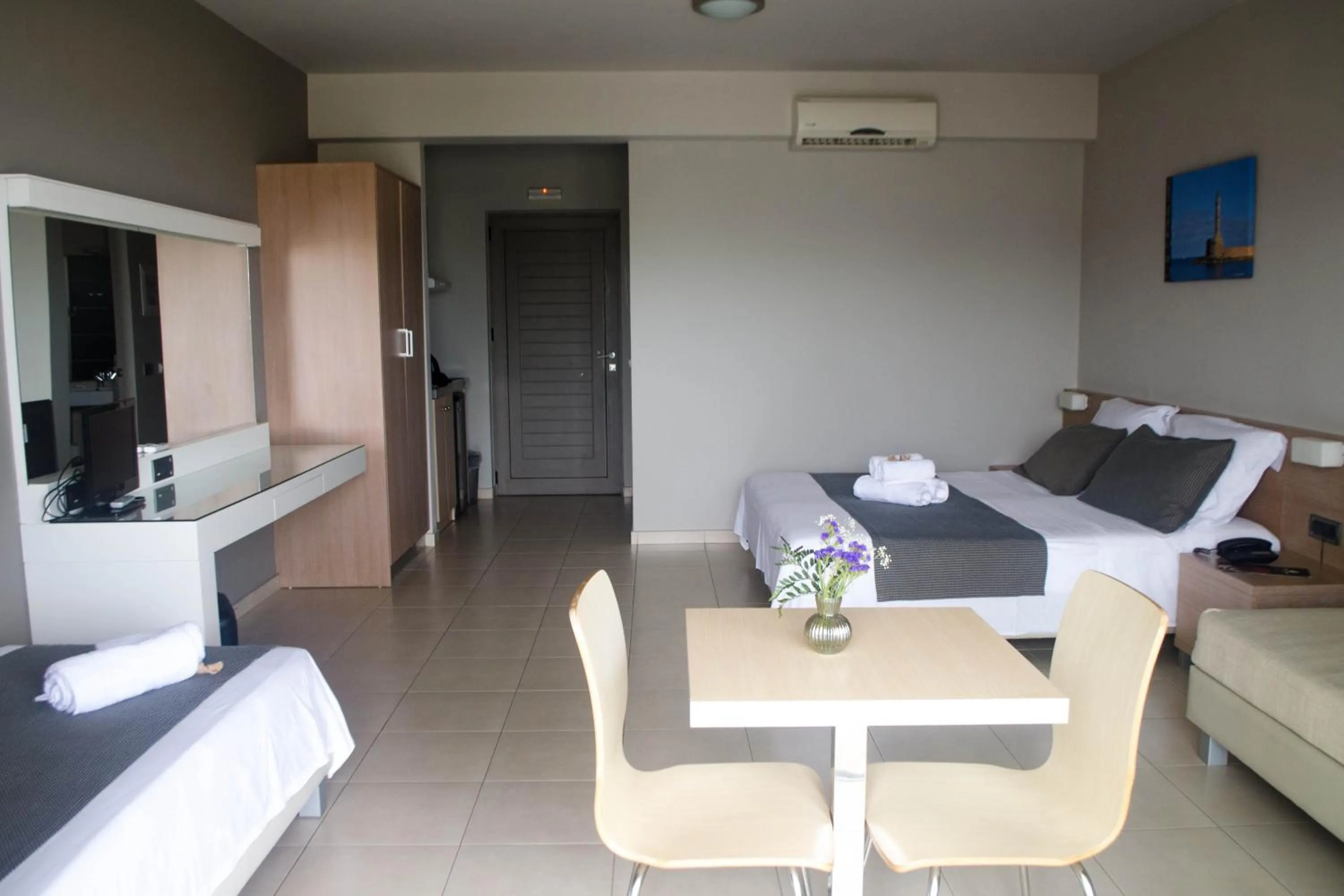 Living room, Bed in Nautilus Bay Hotel