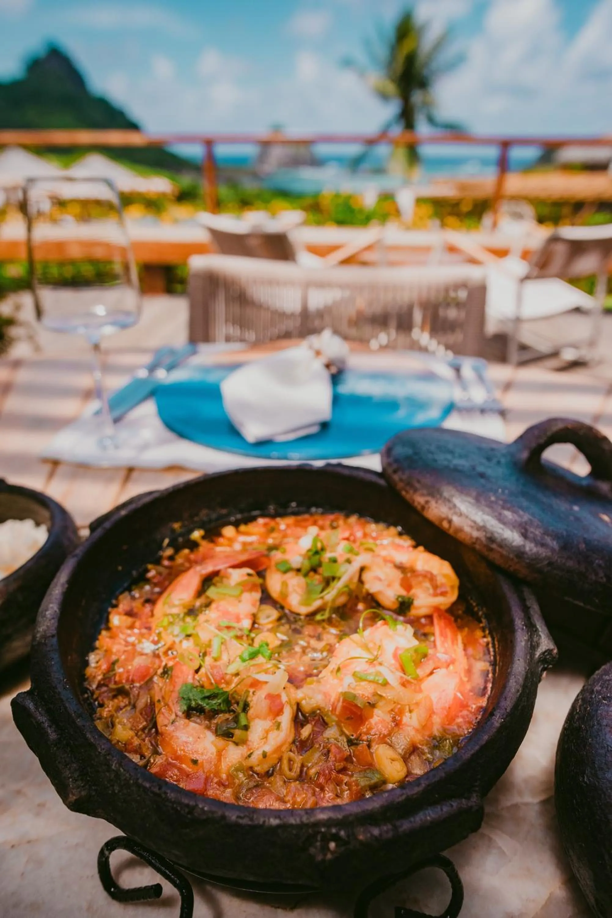 Food and drinks in NANNAI Noronha