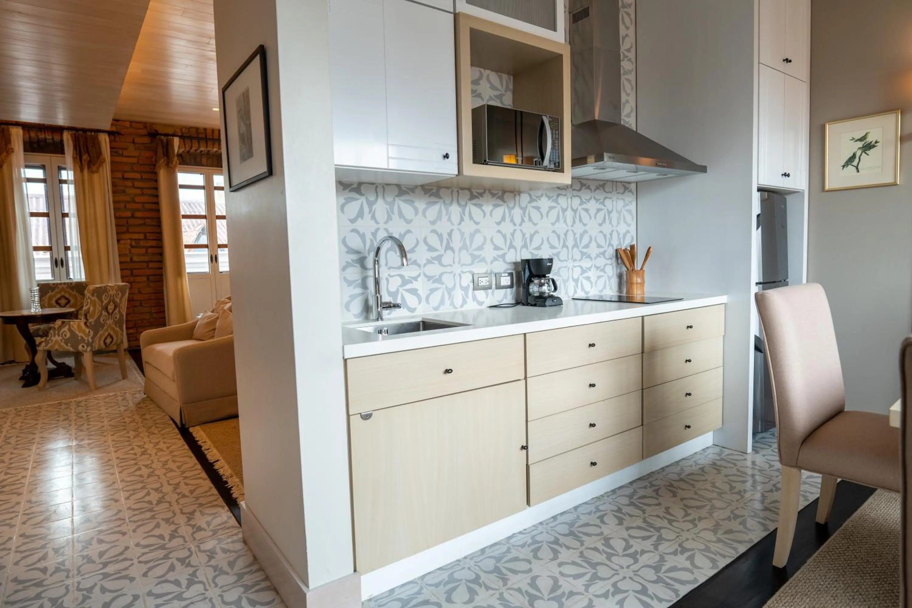 Dining area in Mansion Alcazar