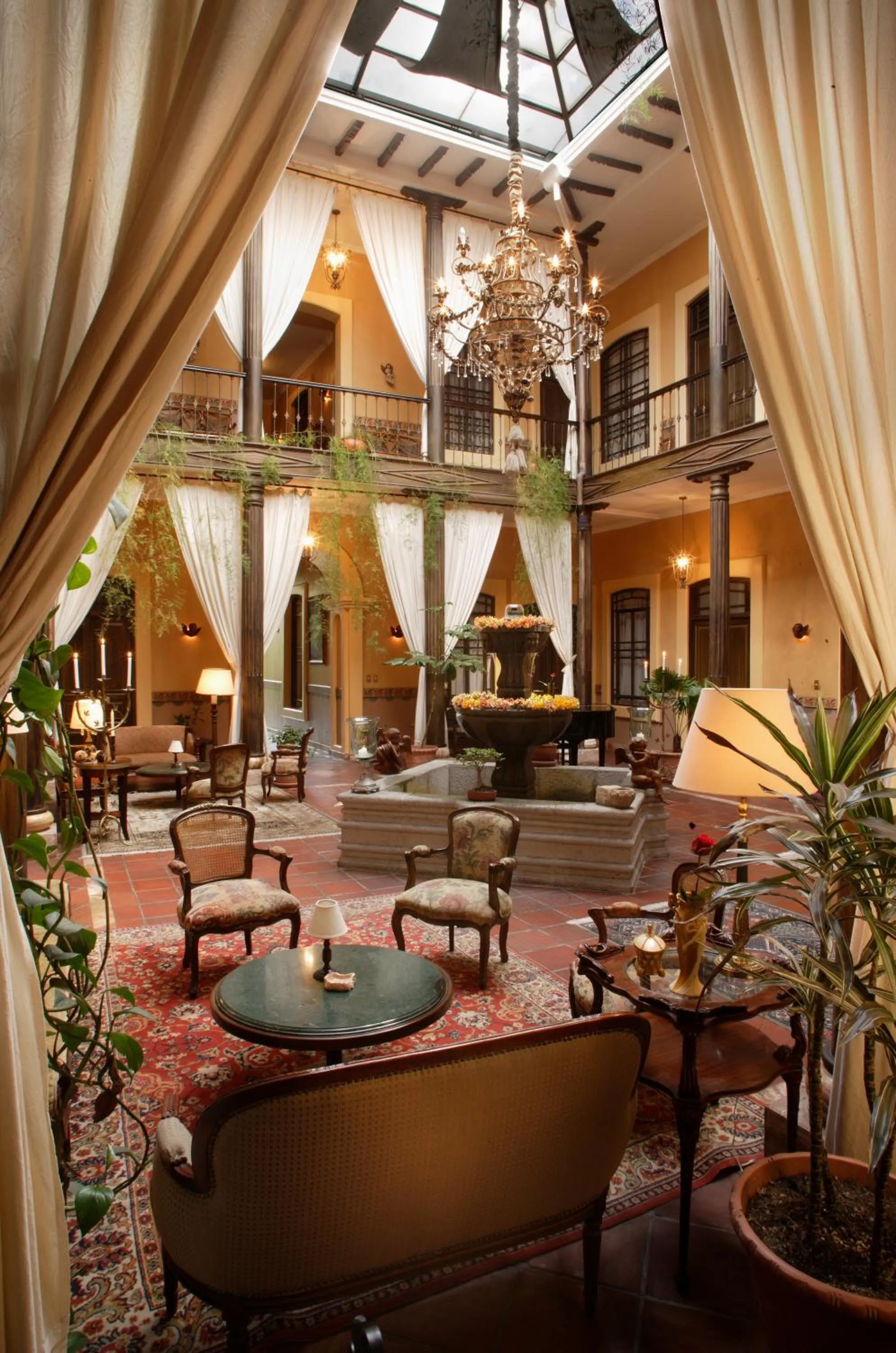 Lobby or reception in Mansion Alcazar