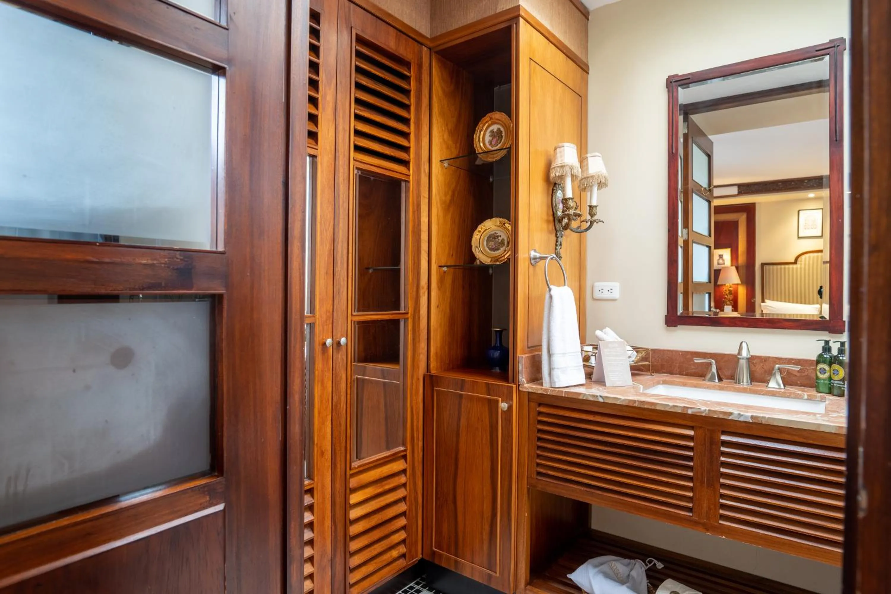 Bathroom in Mansion Alcazar