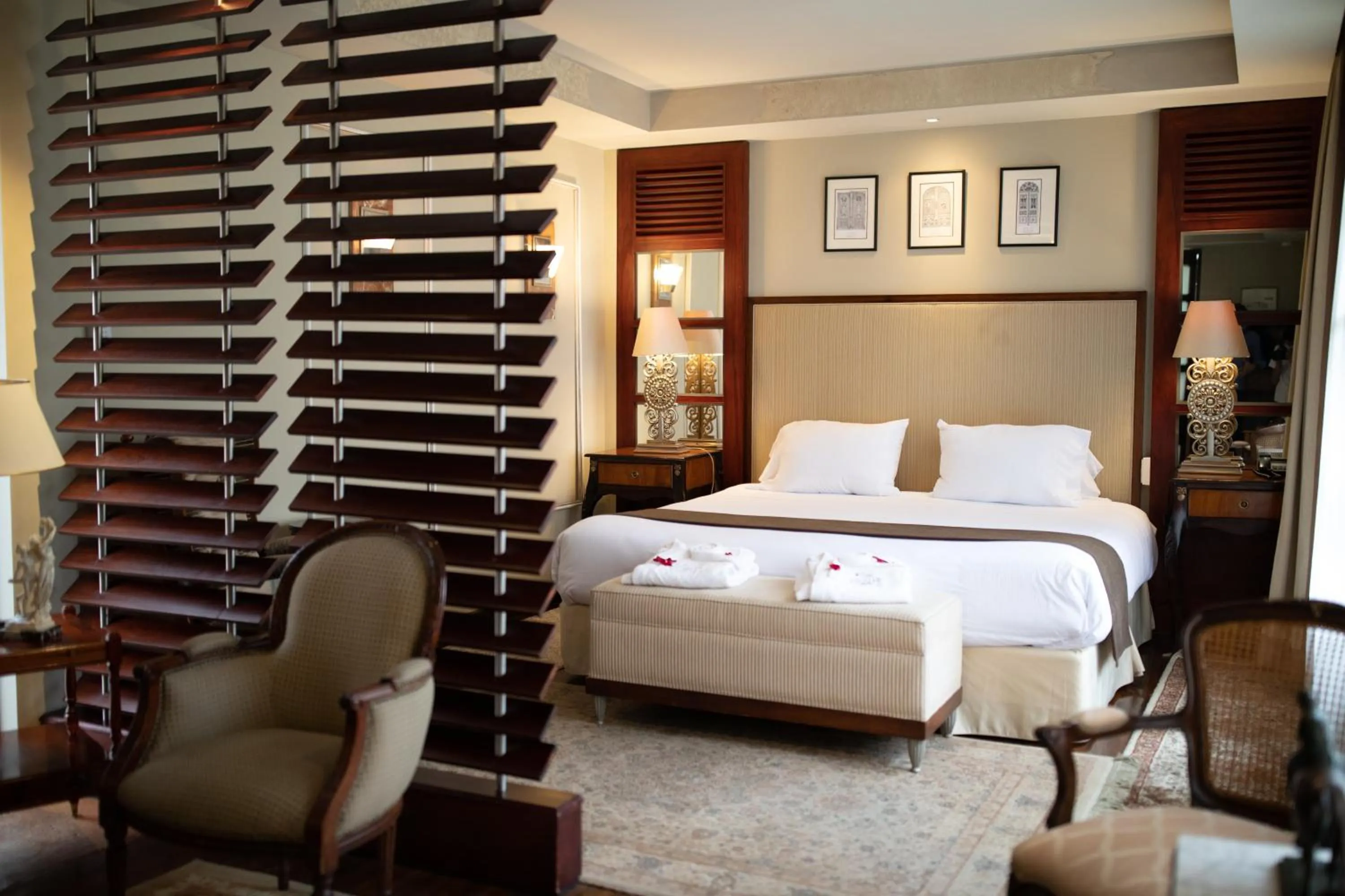 Bedroom, Bed in Mansion Alcazar