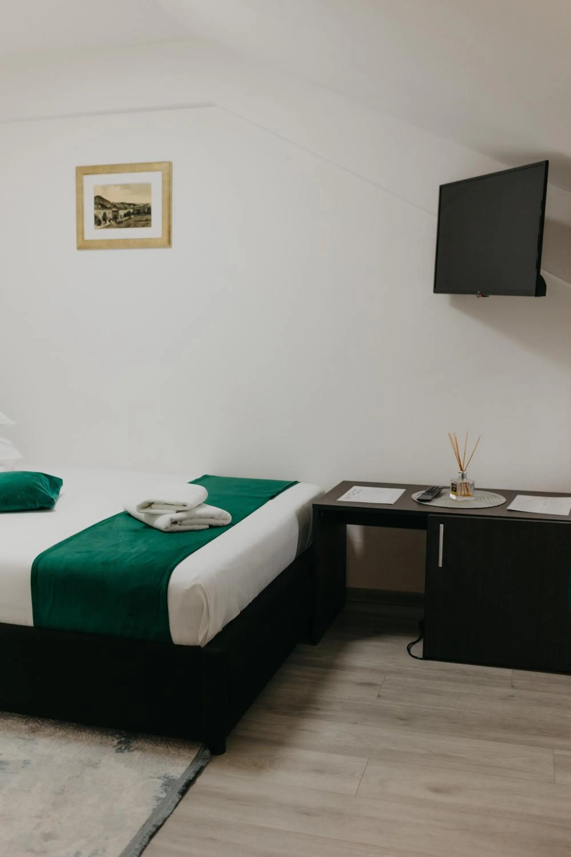 Bedroom, Bed in Pensiunea Pictorilor