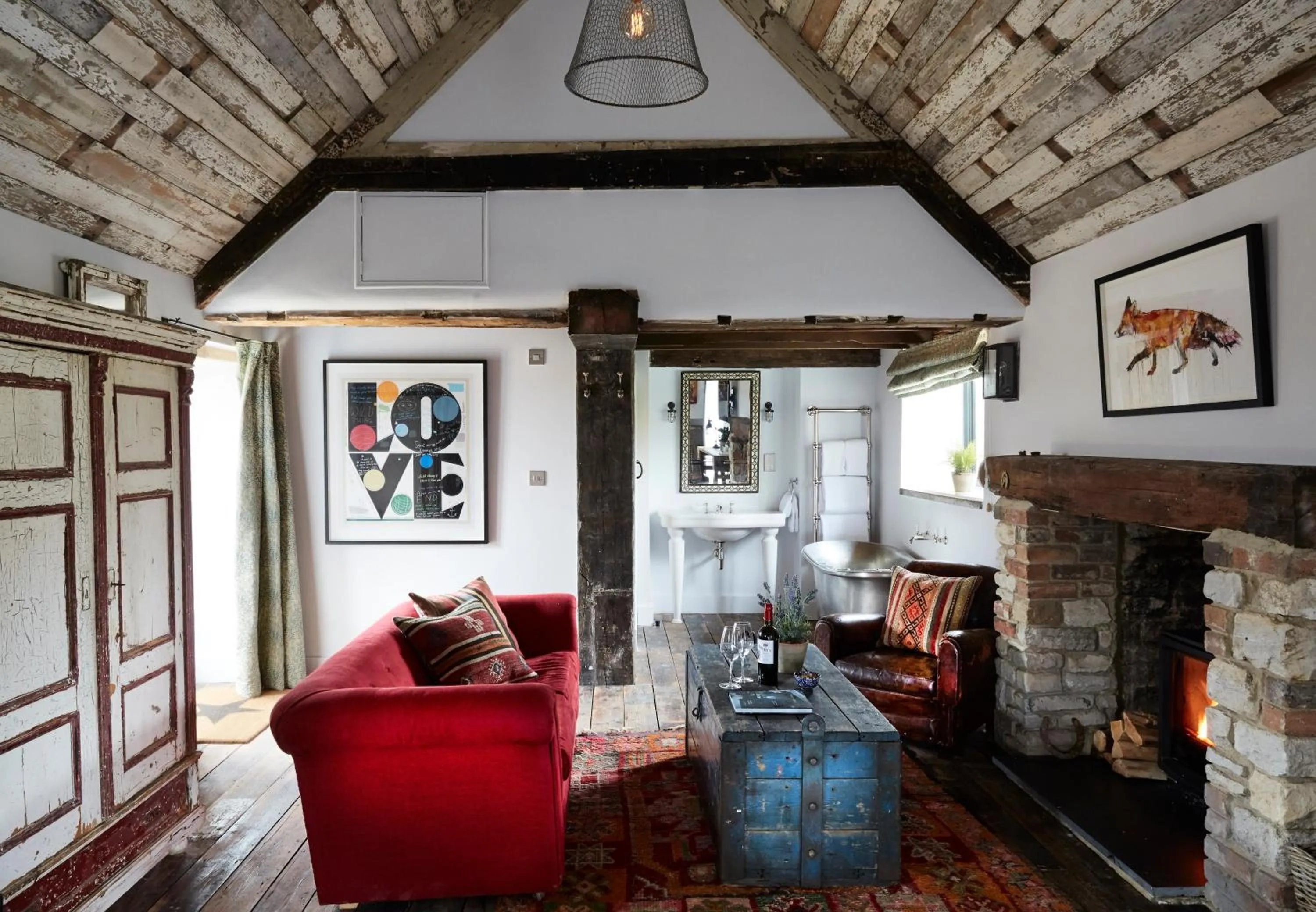 Bathroom in Artist Residence Oxfordshire