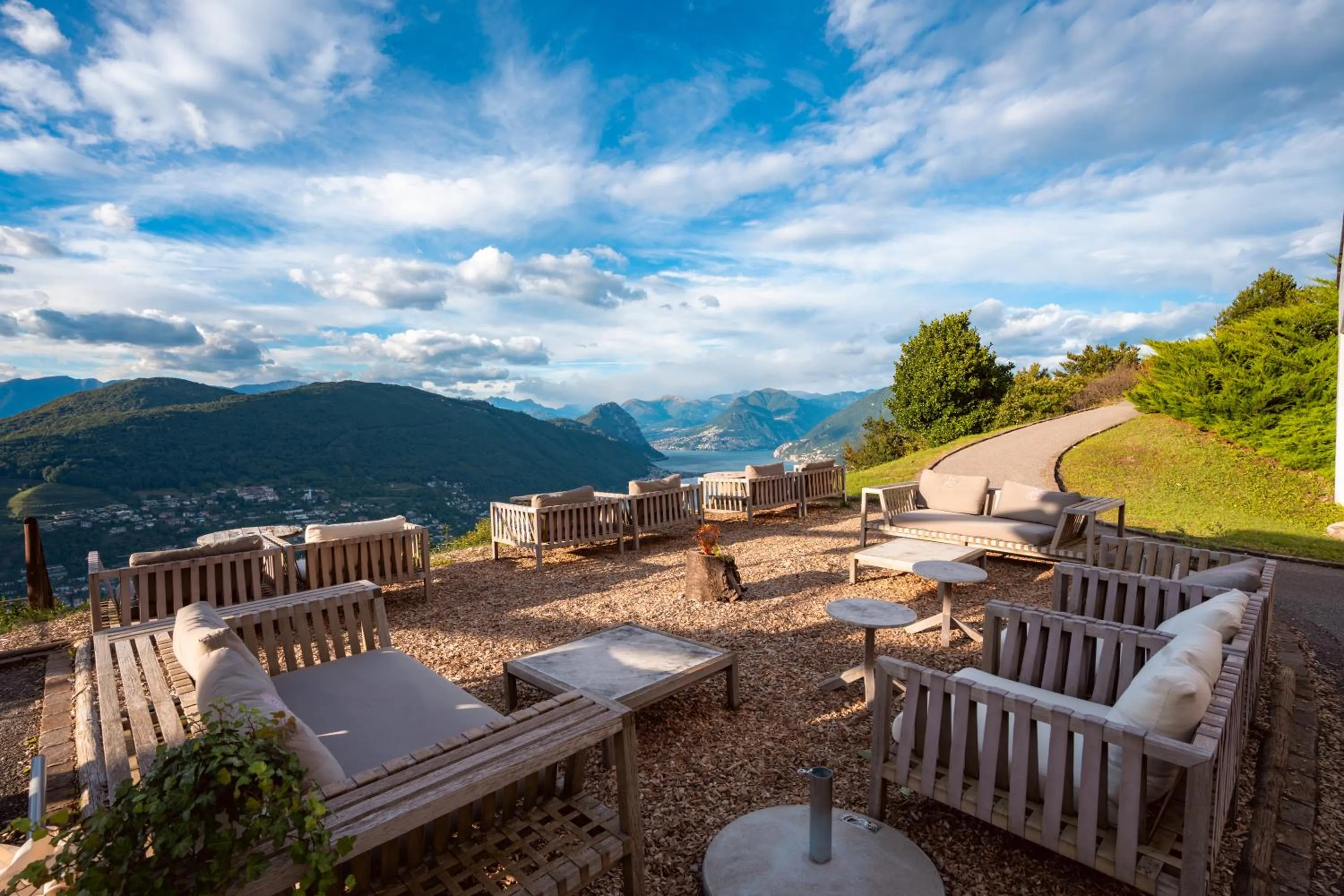 Seating area in Hotel Serpiano