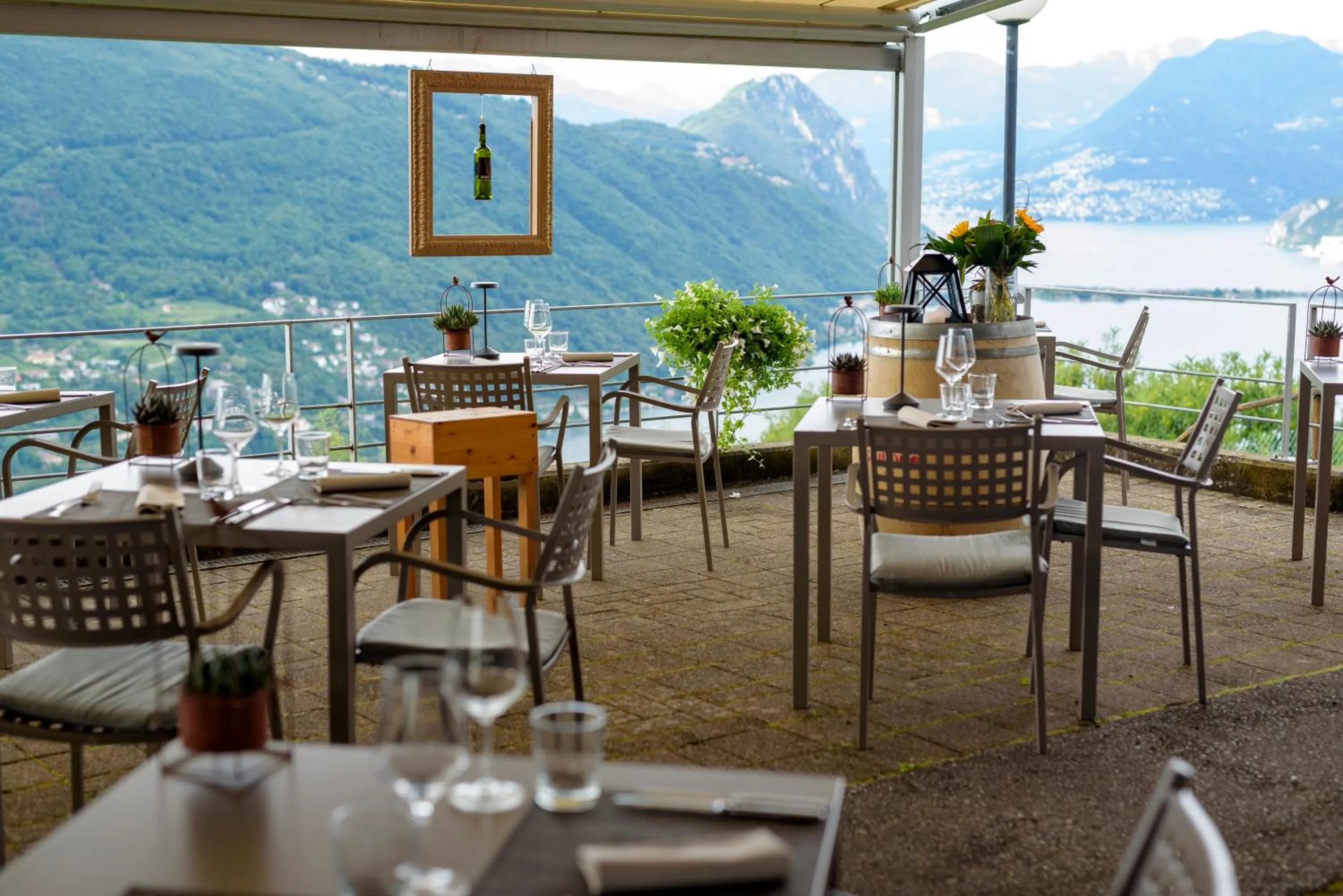 Restaurant/places to eat in Hotel Serpiano