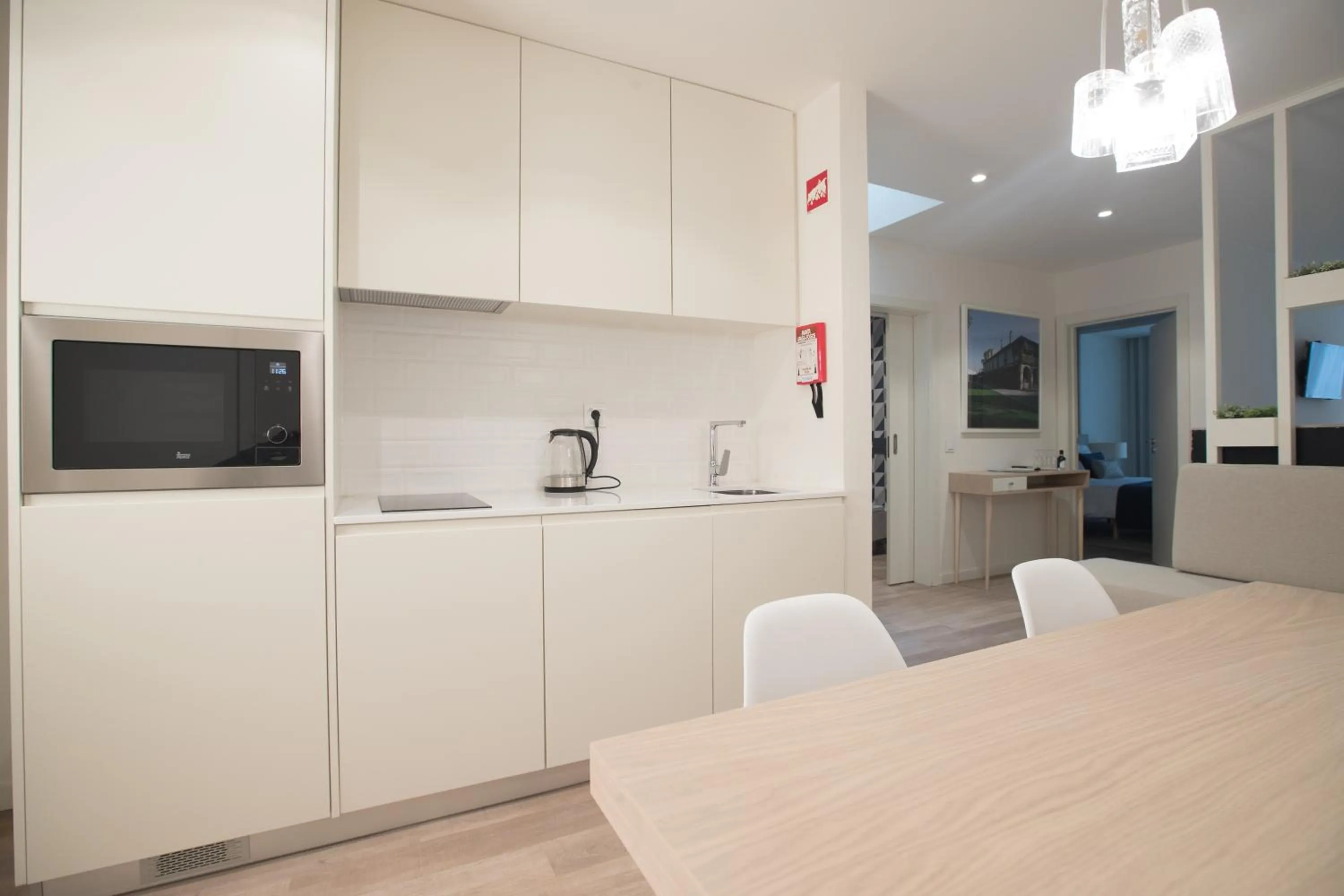 Kitchen or kitchenette in Almada Wine House - Tourism Apartments
