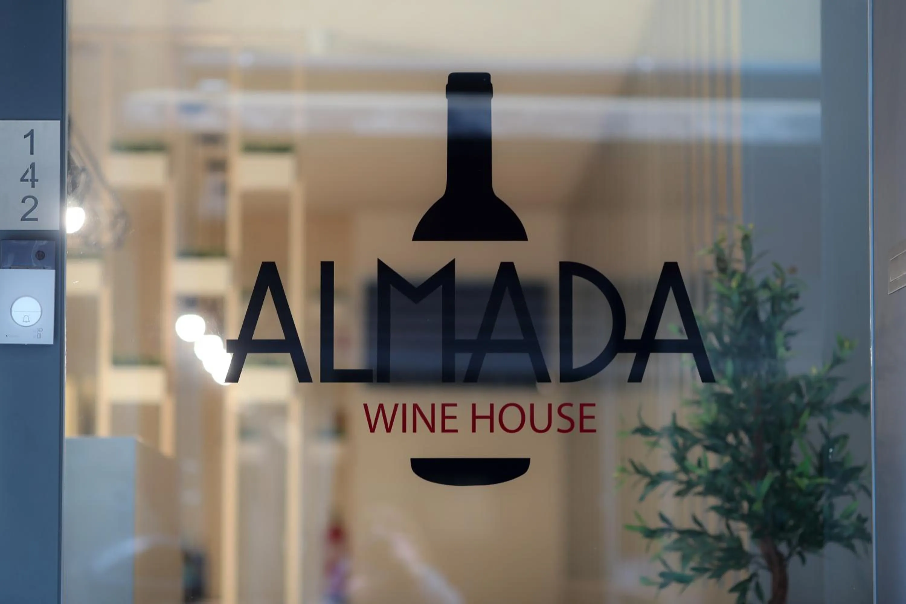 Property logo or sign in Almada Wine House - Tourism Apartments