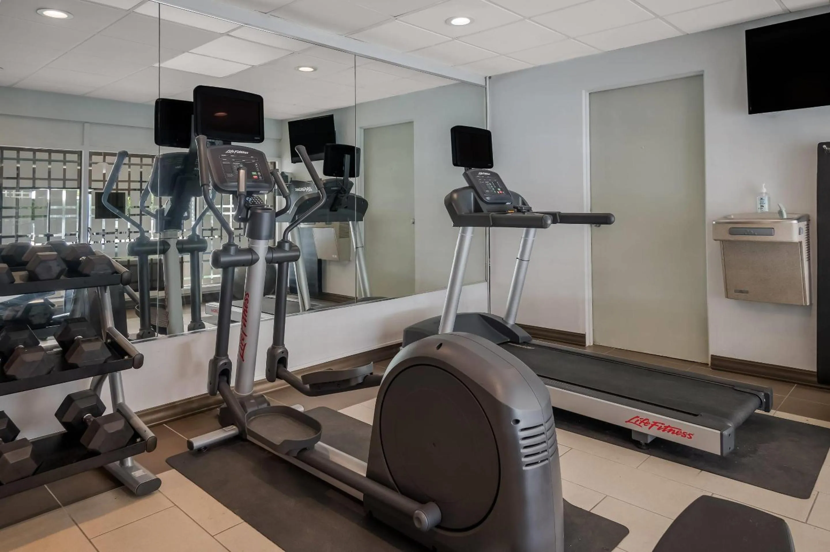 Fitness centre/facilities in Radisson Hotel Grand Rapids Riverfront