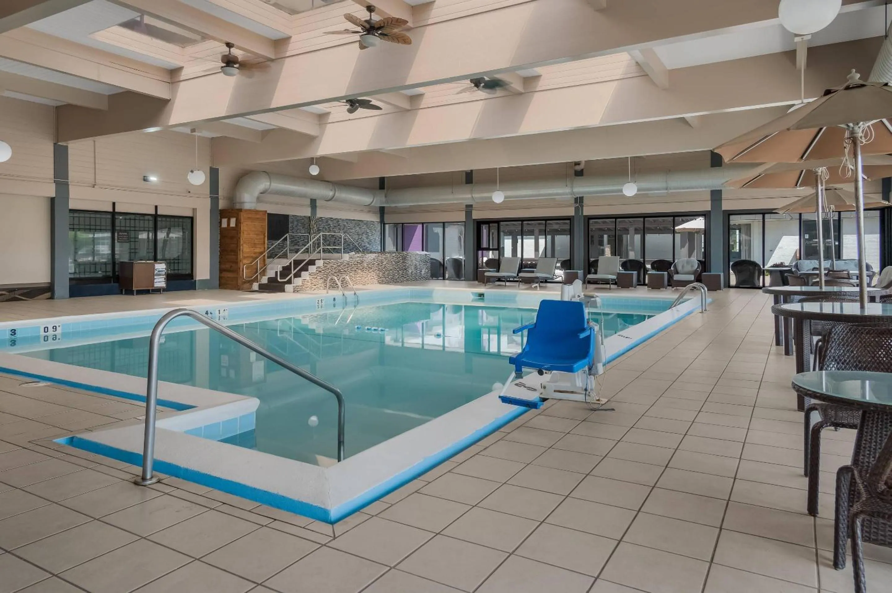 Swimming pool in Radisson Hotel Grand Rapids Riverfront