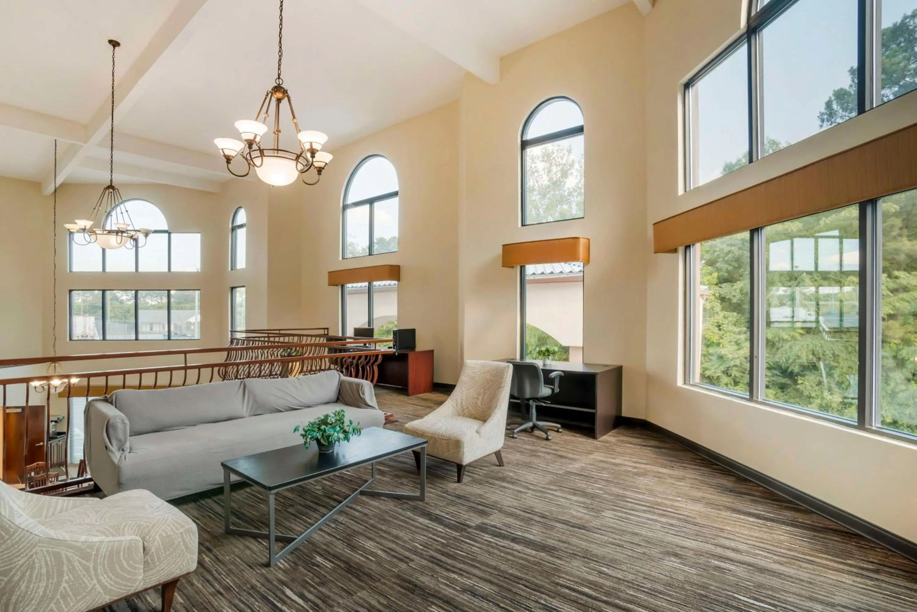 Lobby or reception in Best Western Carowinds