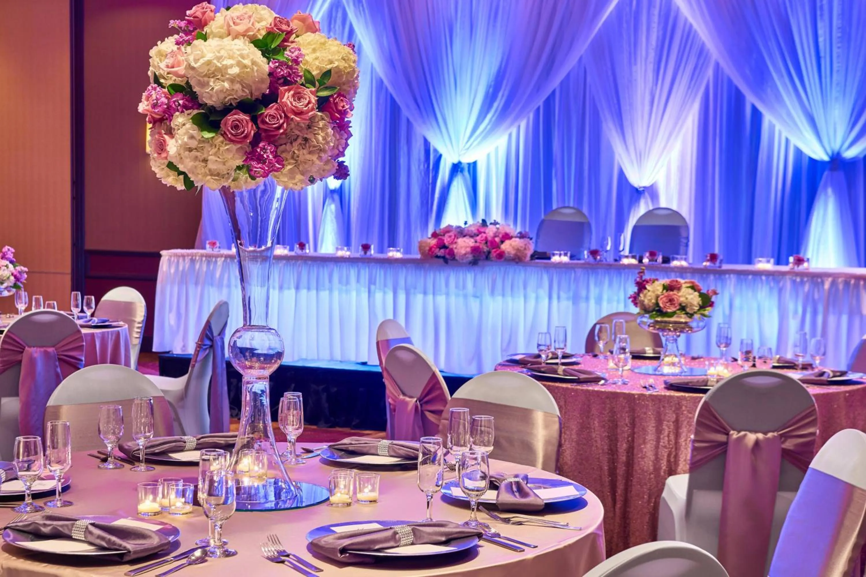 Meeting/conference room in Four Points by Sheraton Milwaukee North Shore