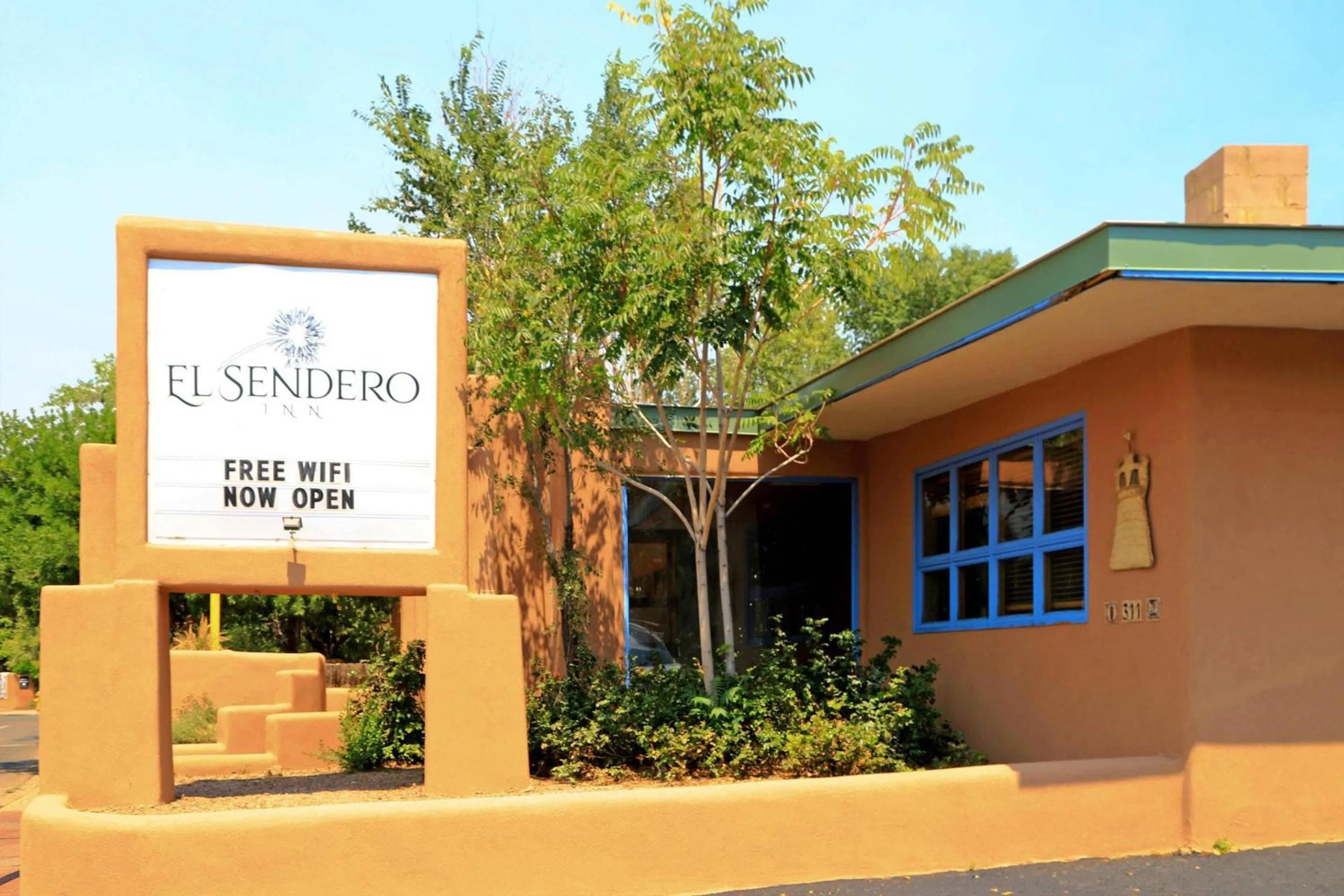 Property building in El Sendero Inn, an Ascend Collection Hotel