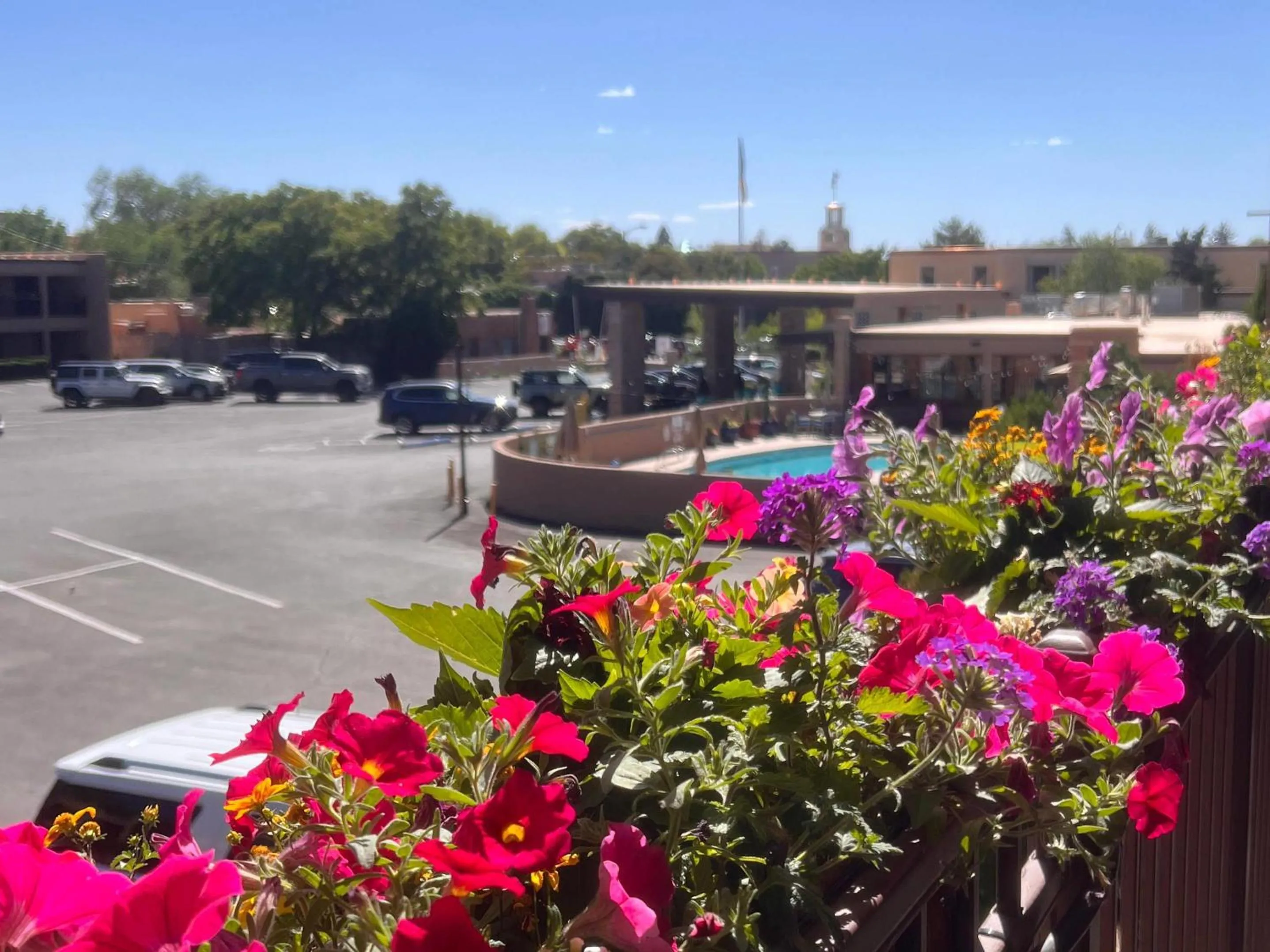 Property building in El Sendero Inn, an Ascend Collection Hotel