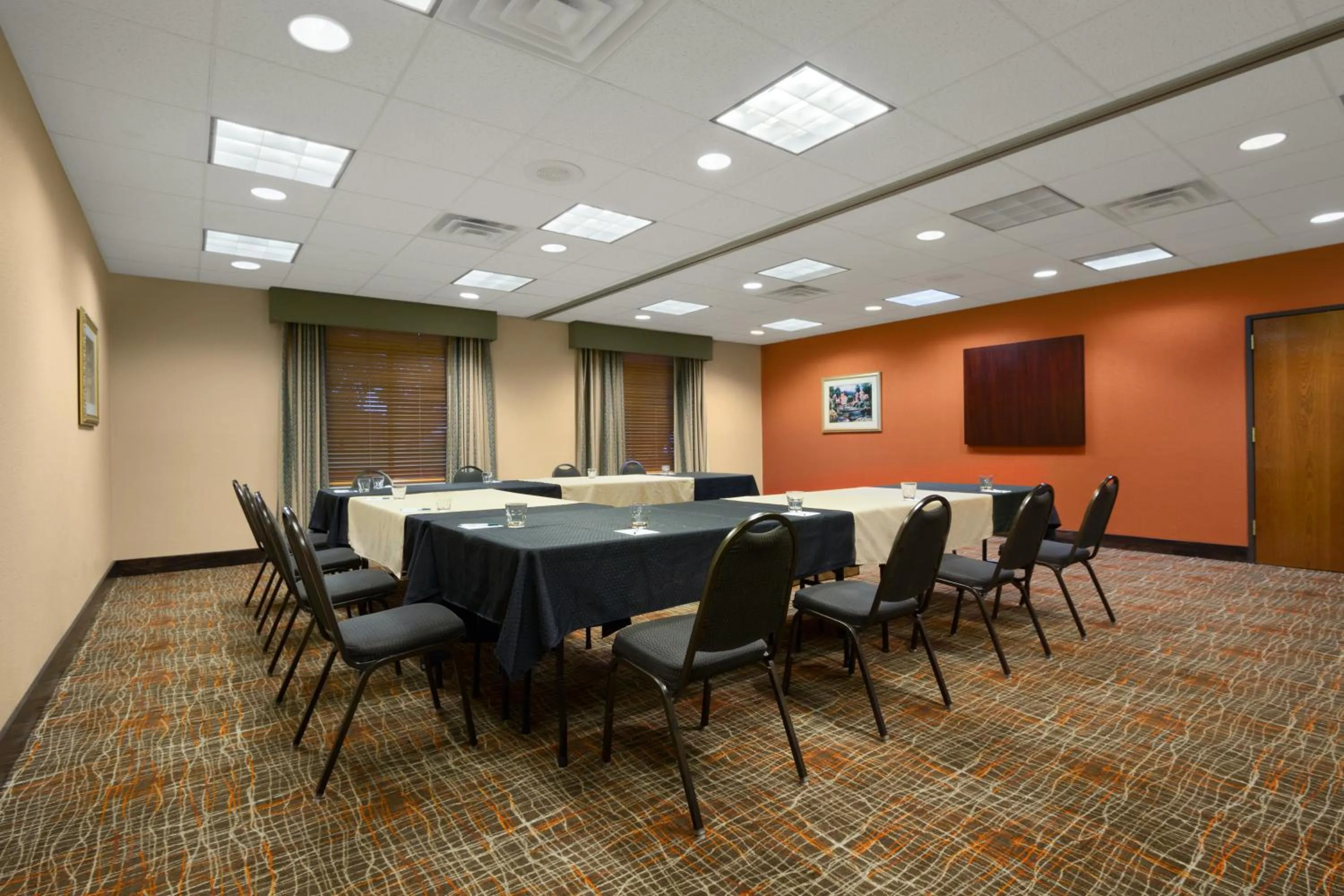 Business facilities in Townhome Inn & Suites by IHG