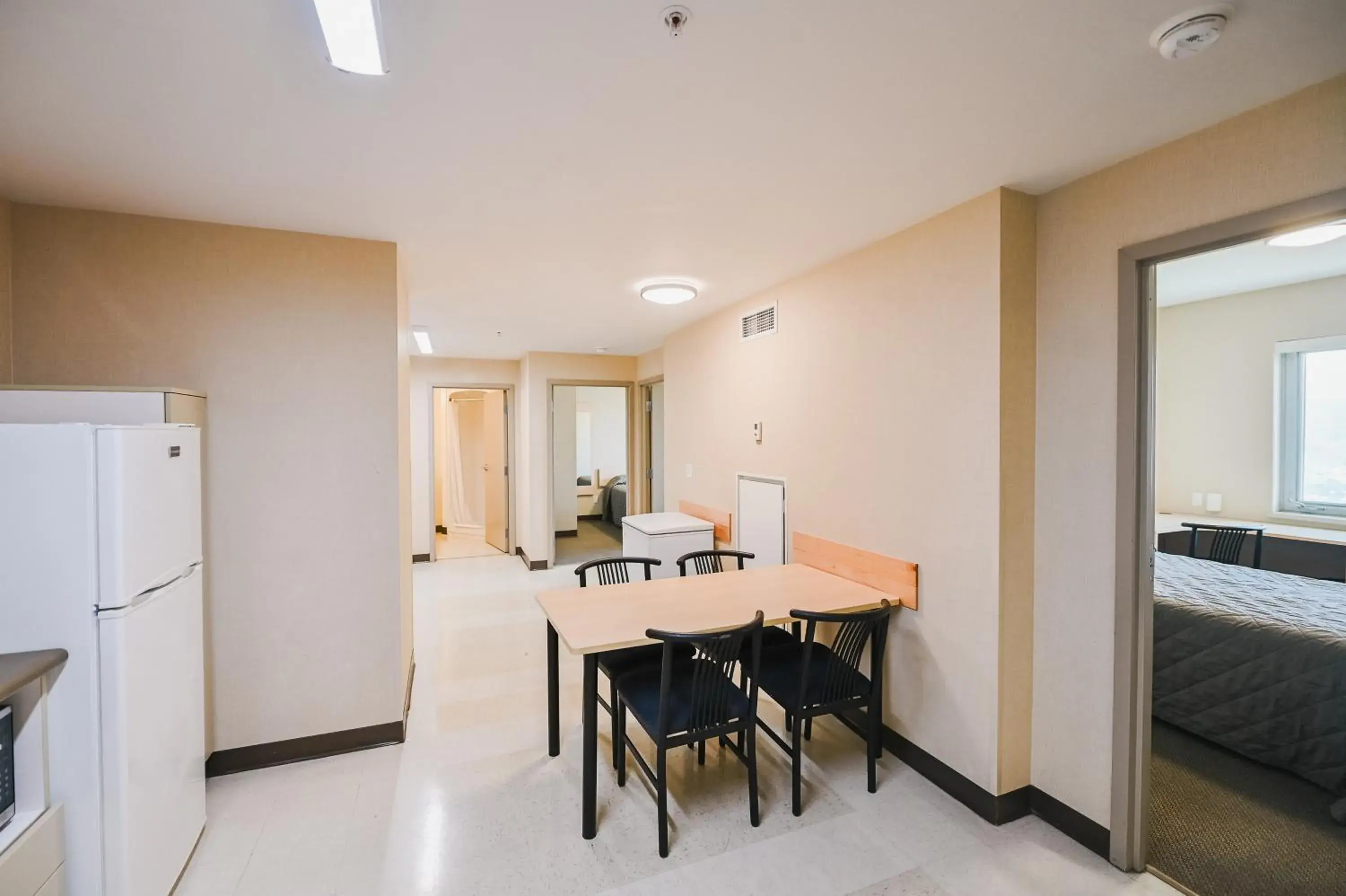 Four-Bedroom Suite in Residence & Conference Centre - Kamloops Four-Bedroom Suite in Residence & Conference Centre - Kamloops