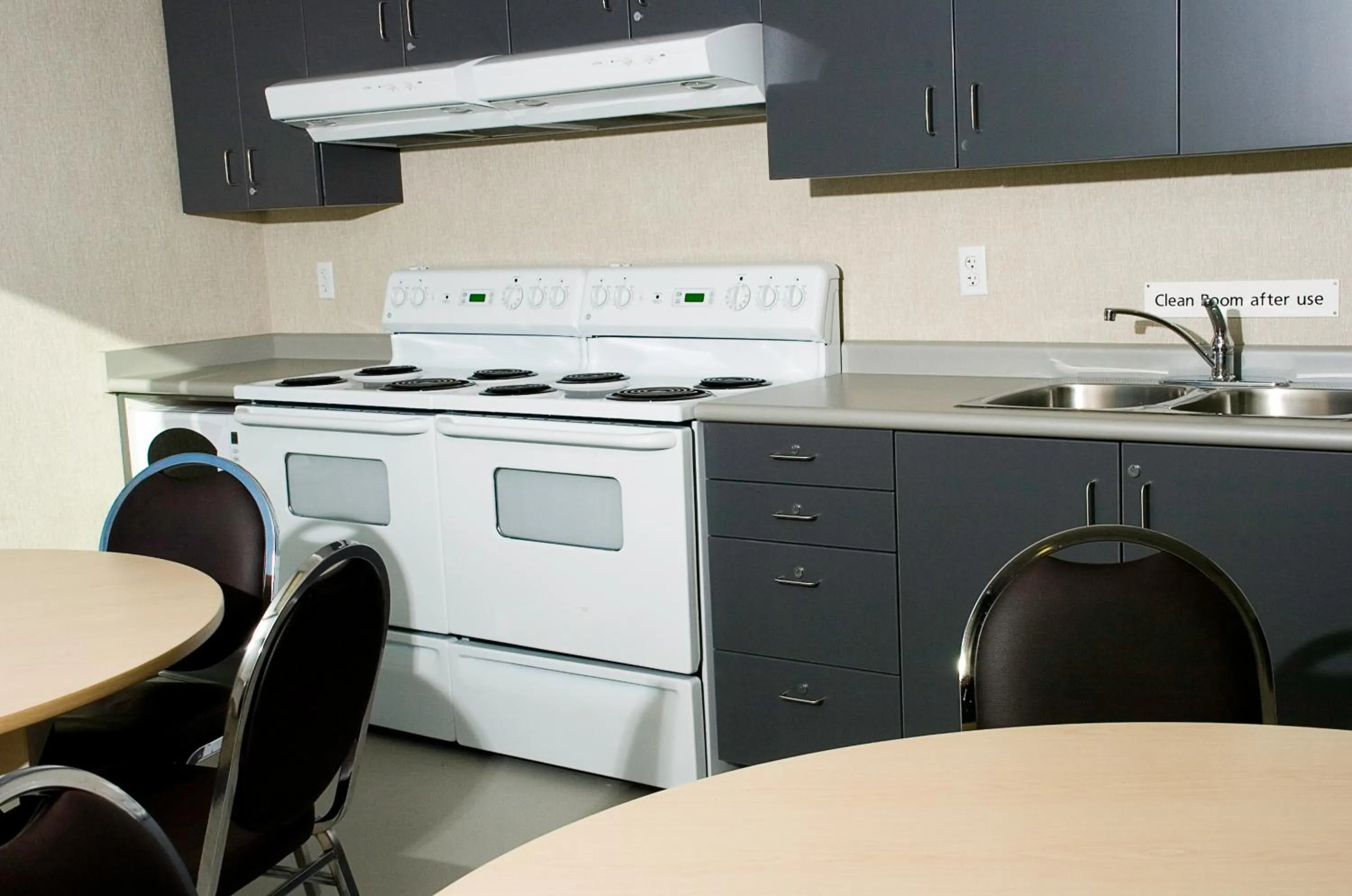 Communal kitchen in Residence & Conference Centre - Kamloops