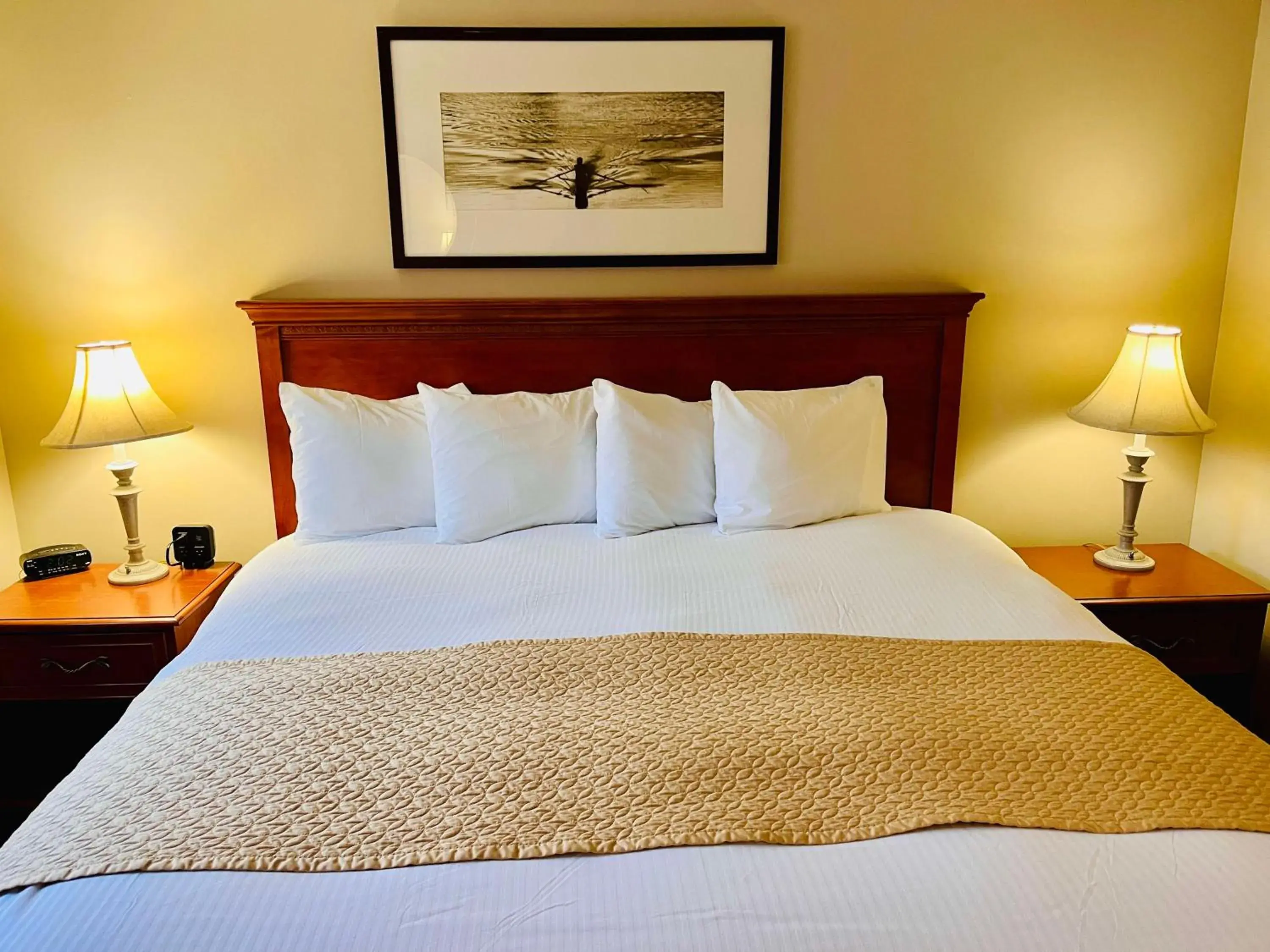 Hallsburg One Bedroom King Condo with Mountain View in Nordic Village Condominium Resort Hallsburg One Bedroom King Condo with Mountain View in Nordic Village Condominium Resort